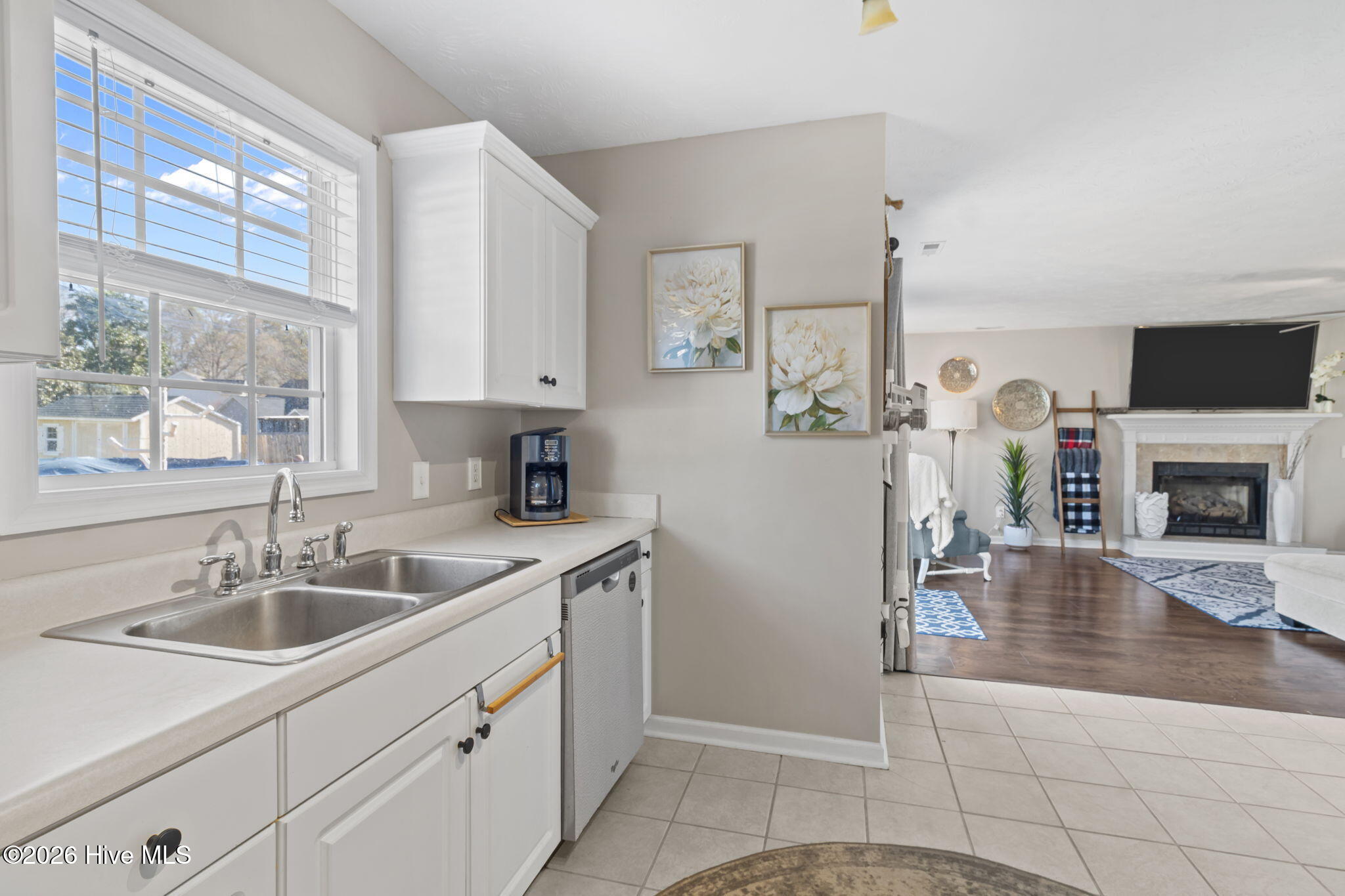 100561943 | Photo 18