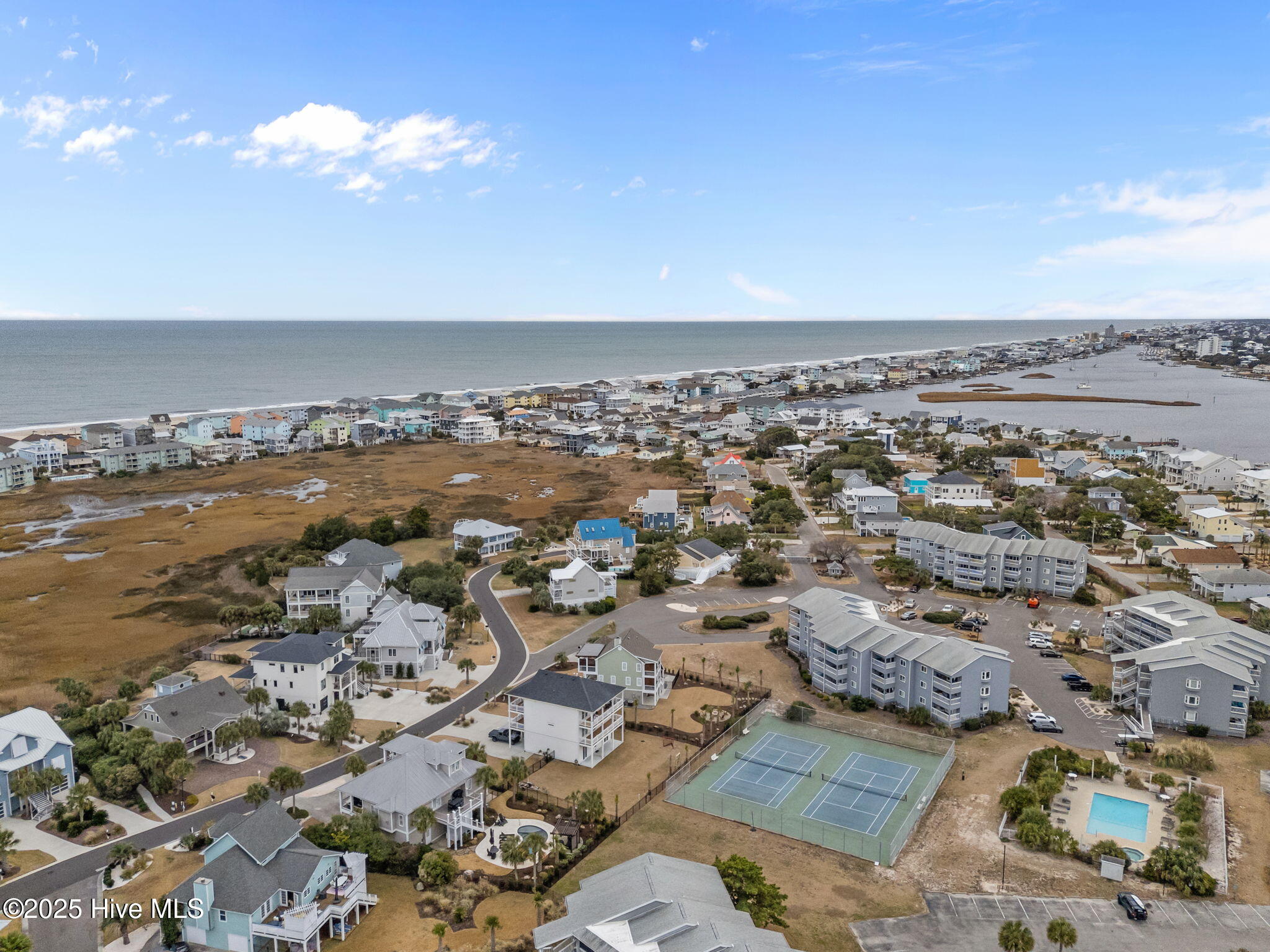 100548198 | Photo 31