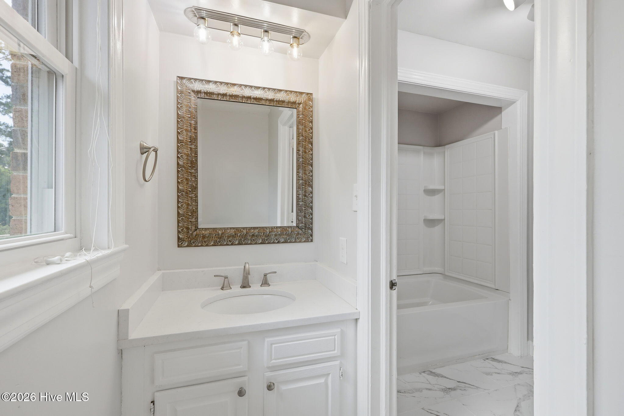 104 Gull Harbor Drive,Newport