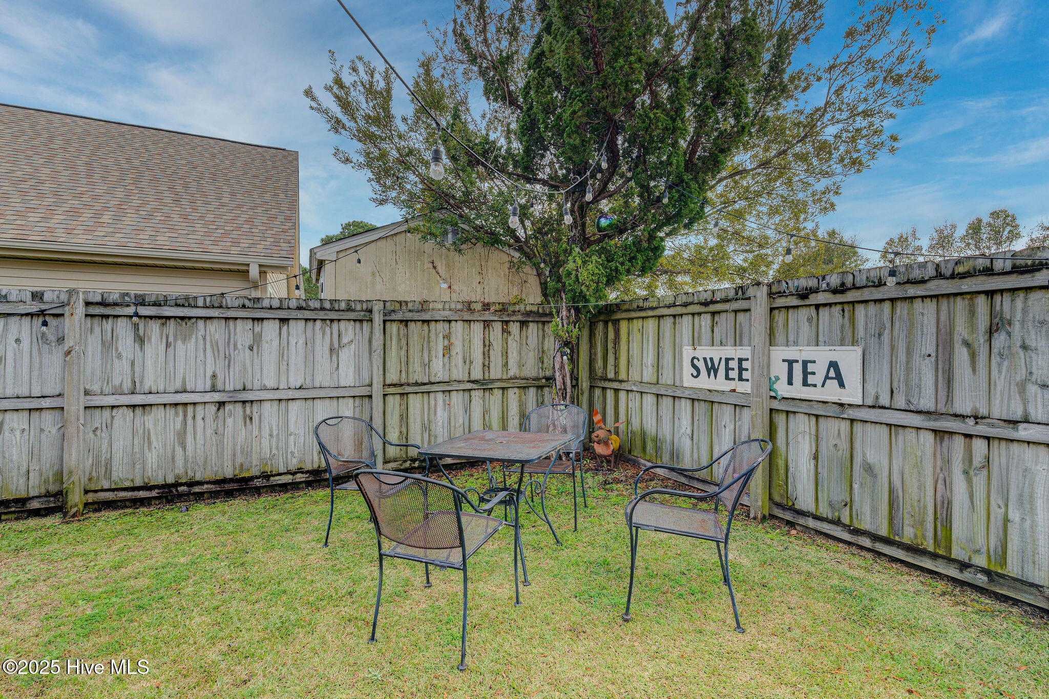 100543269 | Photo 37