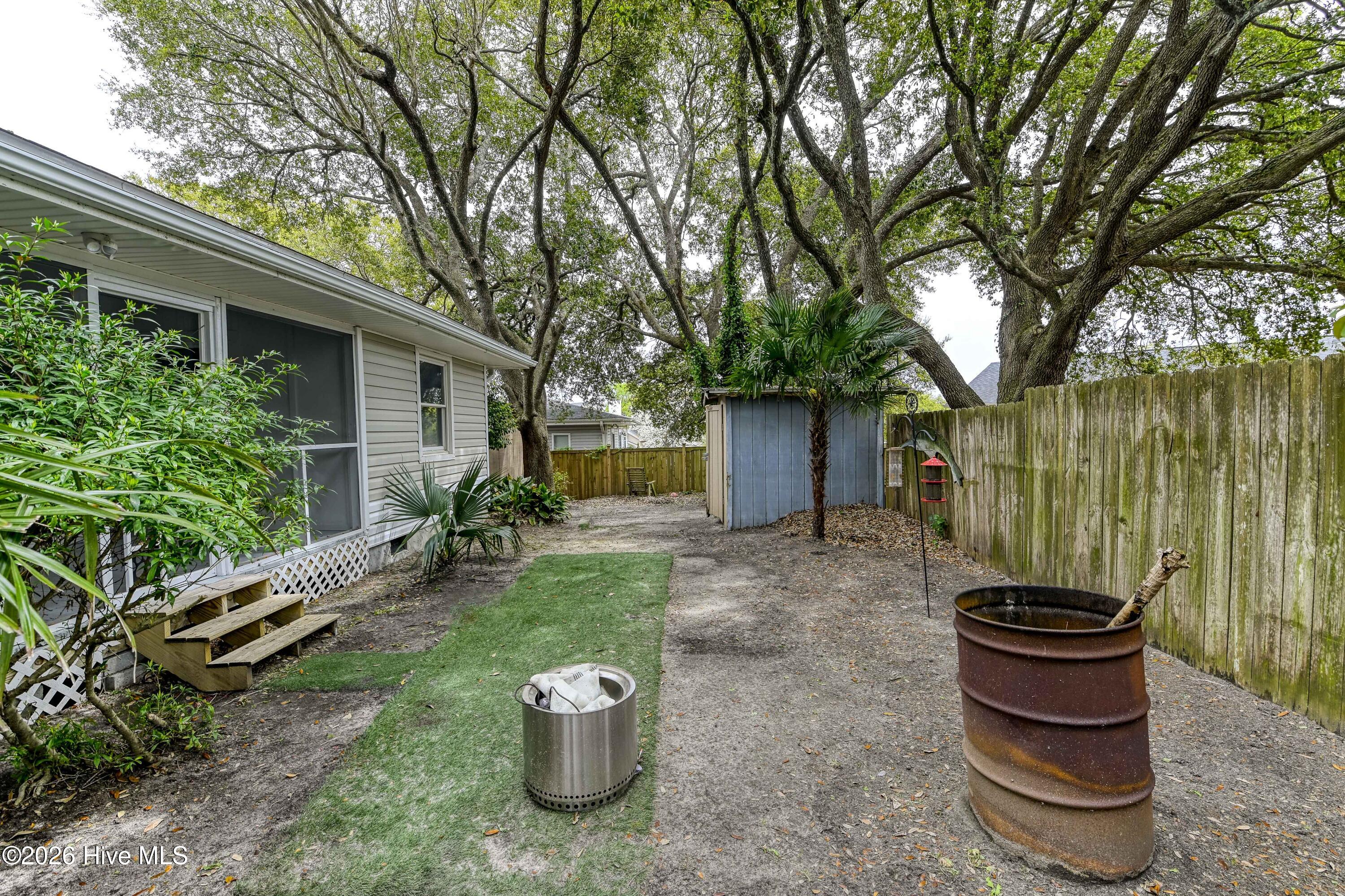 100566355 | Photo 38