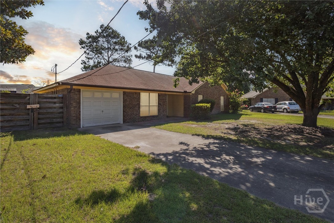 Property at 703 Tray Court