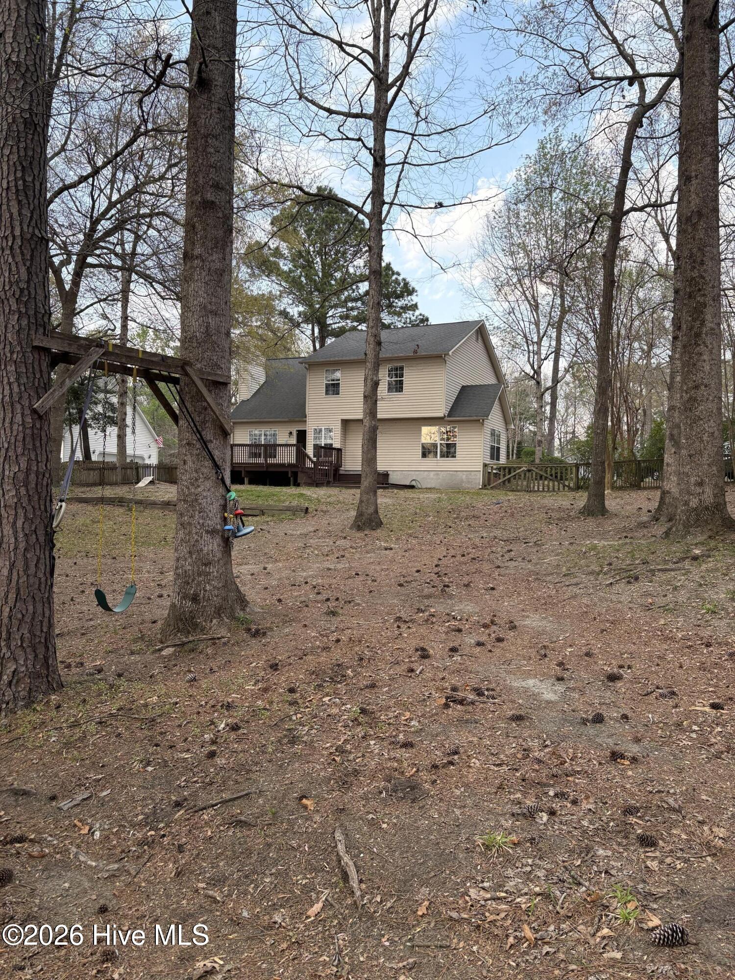 100562372 | Photo 26