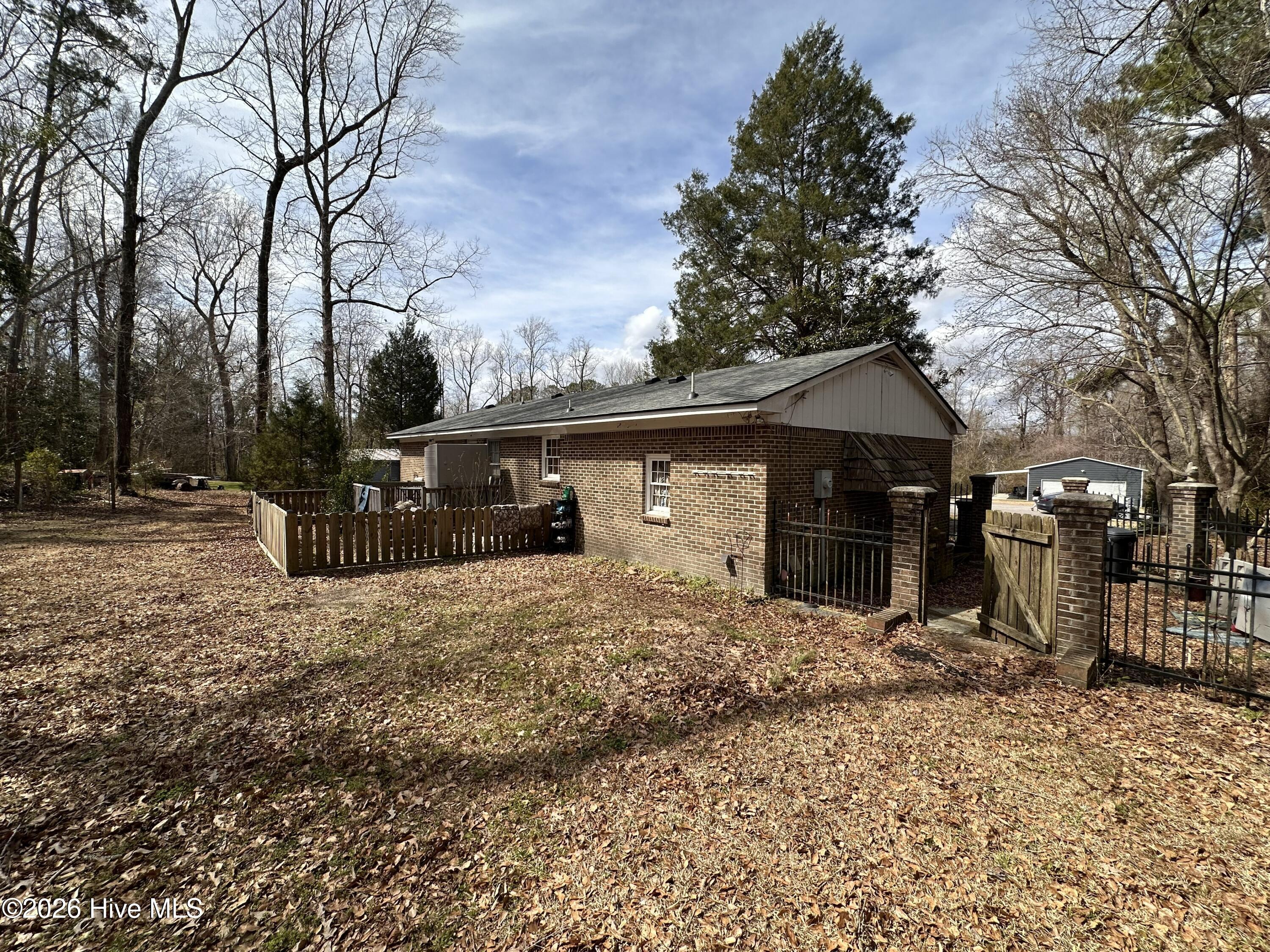 100558994 | Photo 17