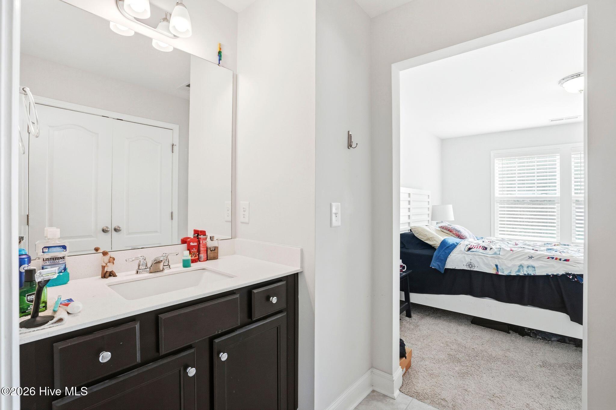 100567646 | Photo 53