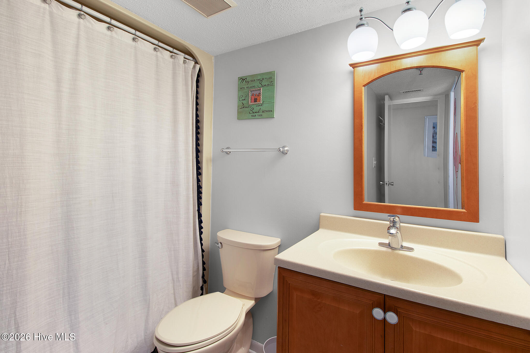 211 Arendell Street UNIT 401 Leeward Harbor, Morehead City, NC, 28557