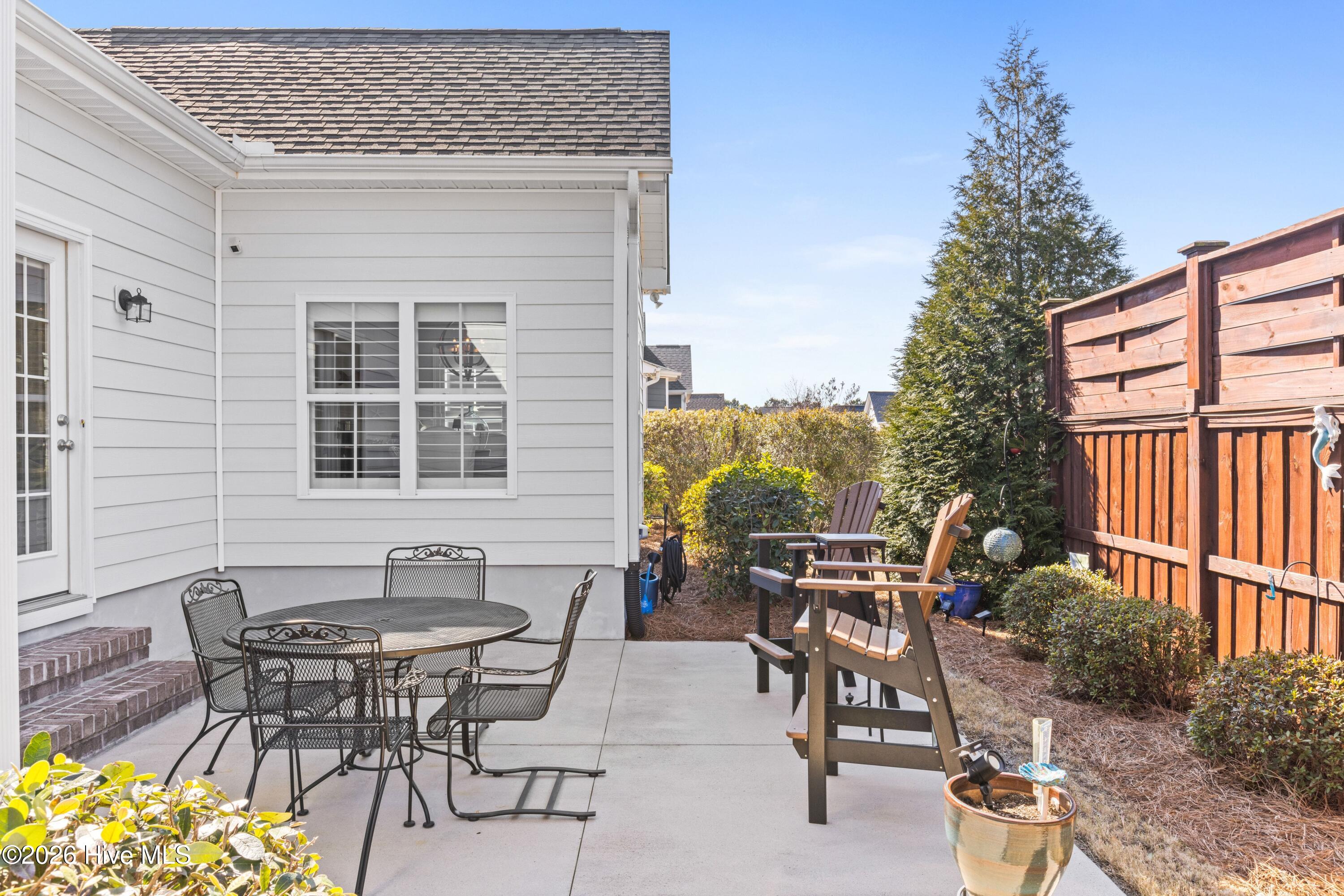 100554937 | Photo 39