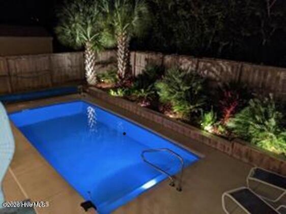 100563118 | Photo 58