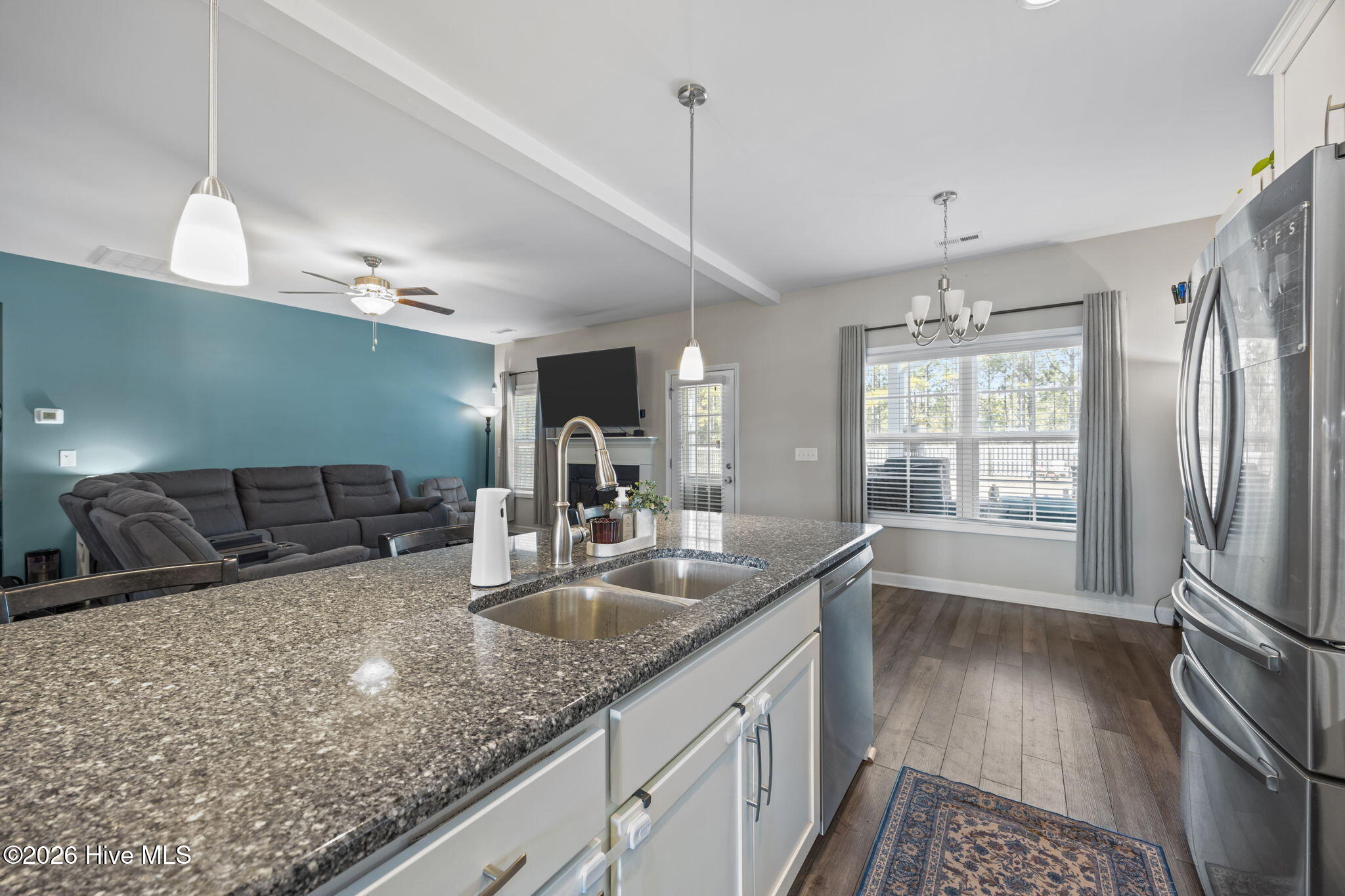 100552335 | Photo 13