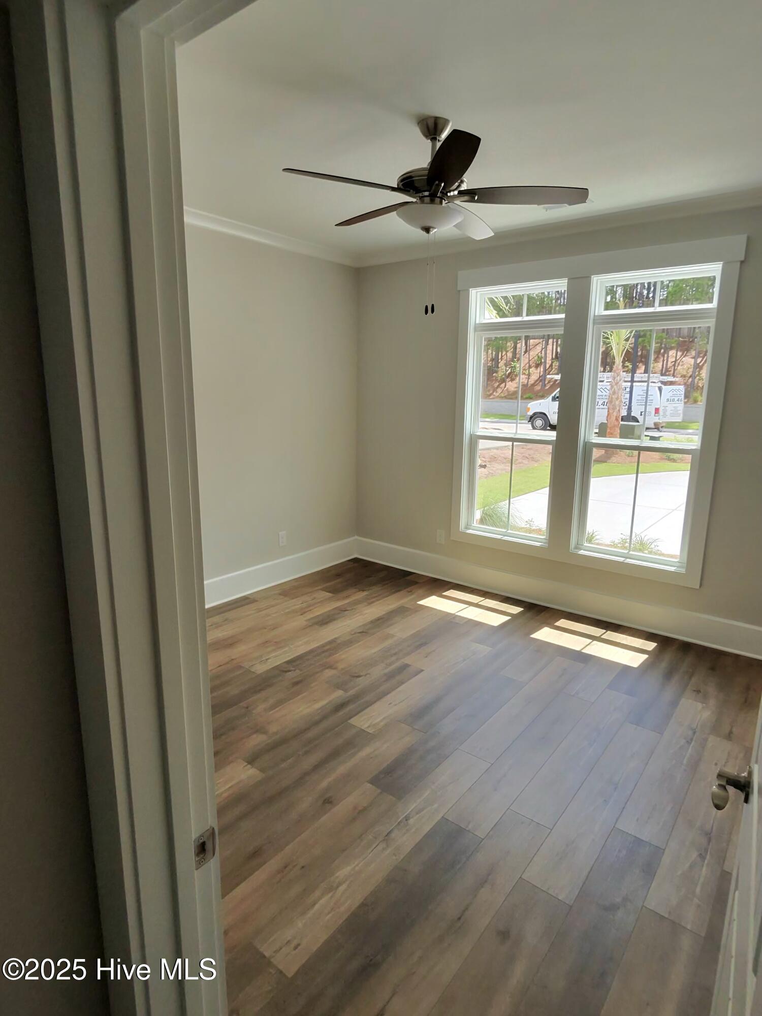 100518312 | Photo 20