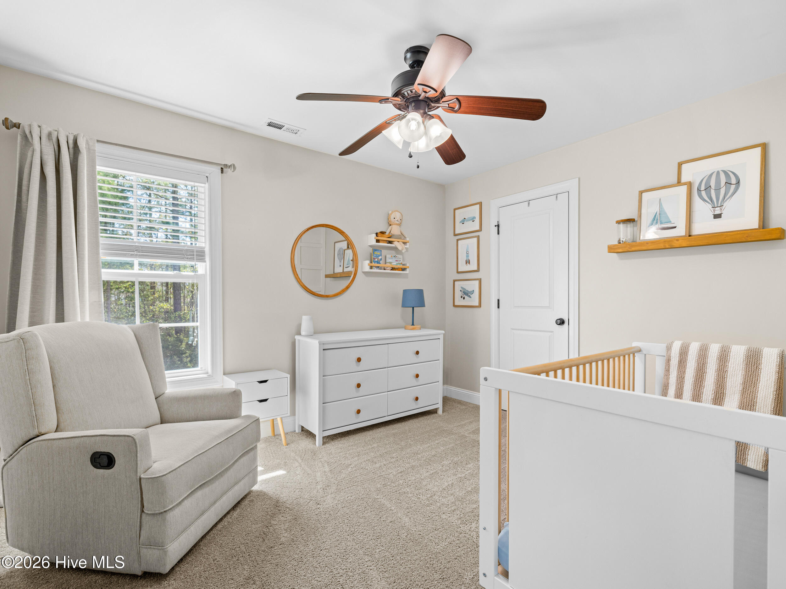 100566633 | Photo 55