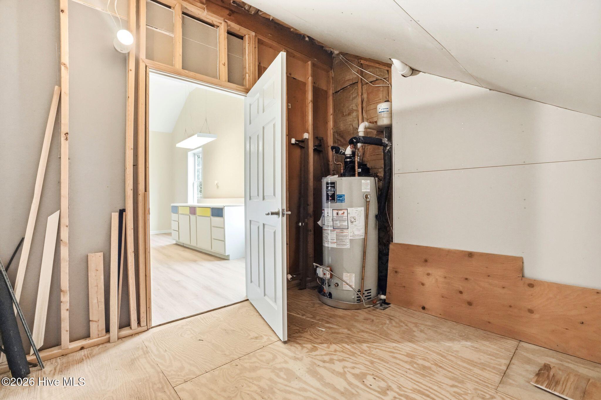 100563594 | Photo 54