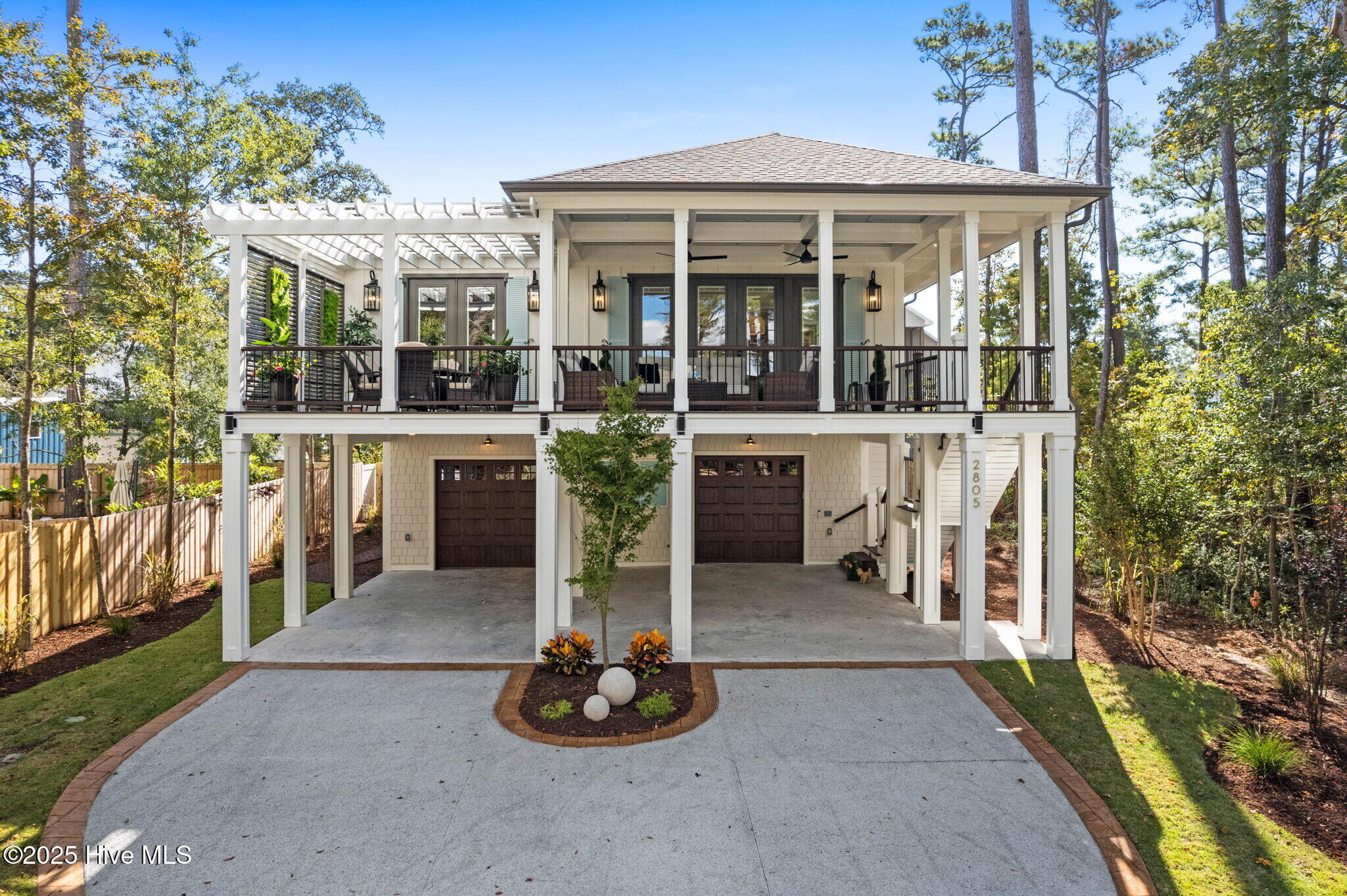 100516902 | Photo 70