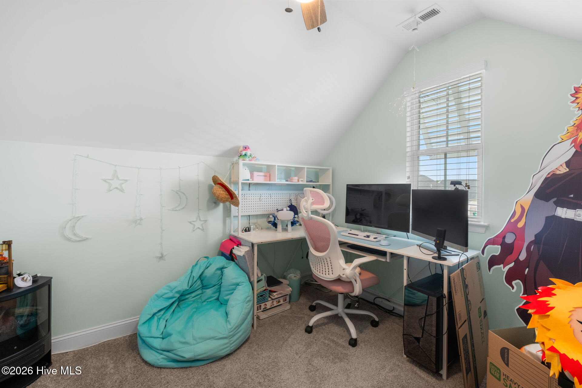 100552909 | Photo 39