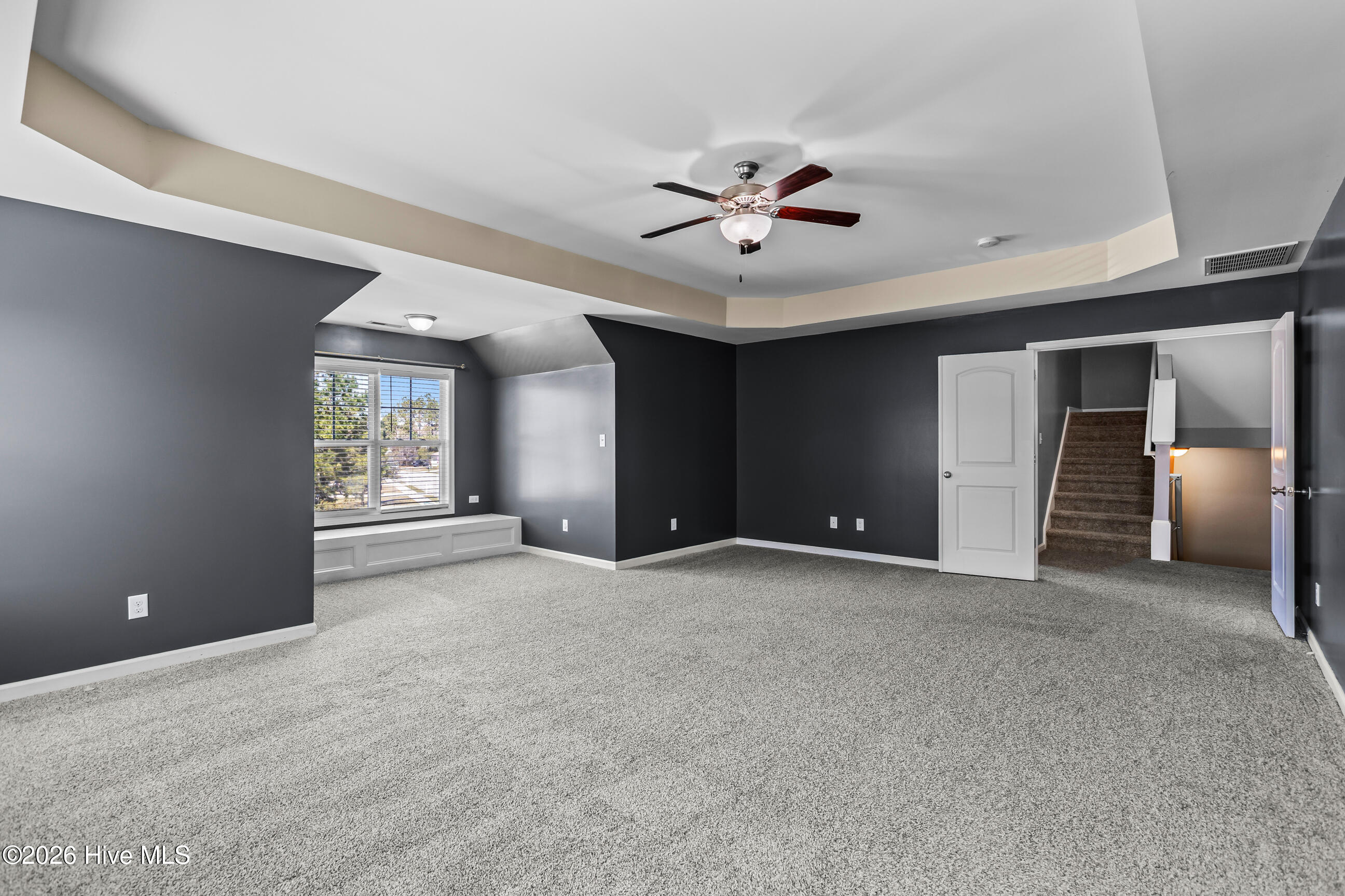 100562604 | Photo 22