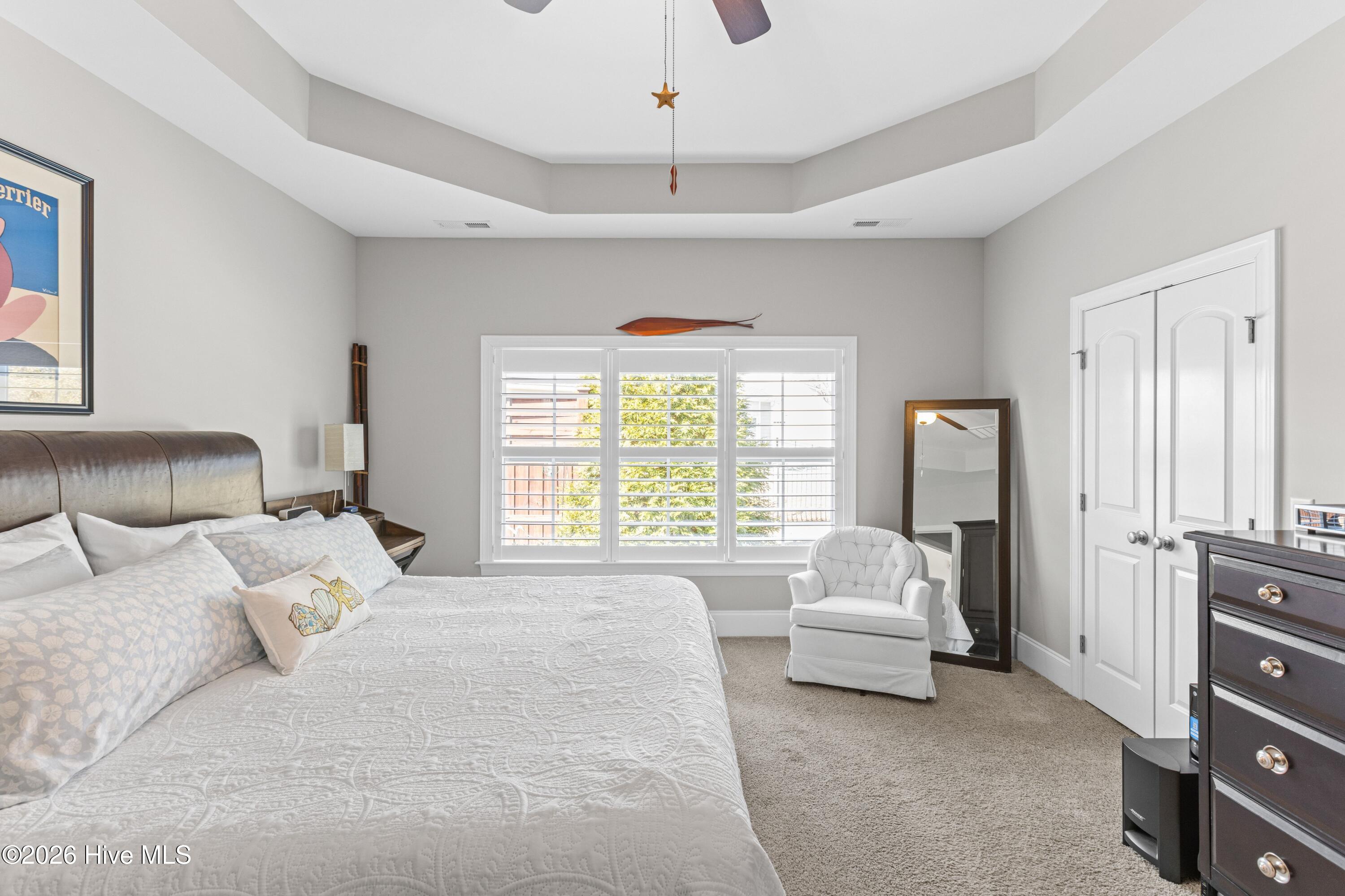 100554937 | Photo 23