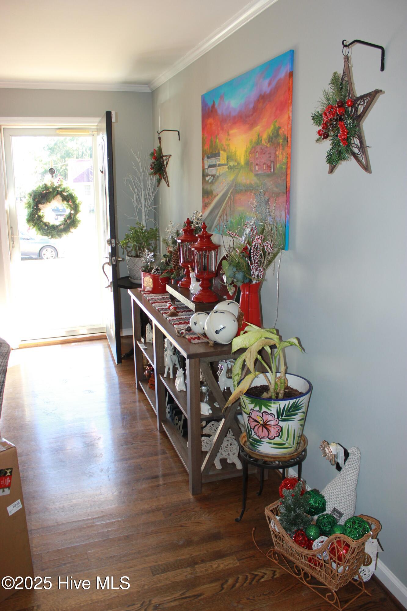 100546240 | Photo 10