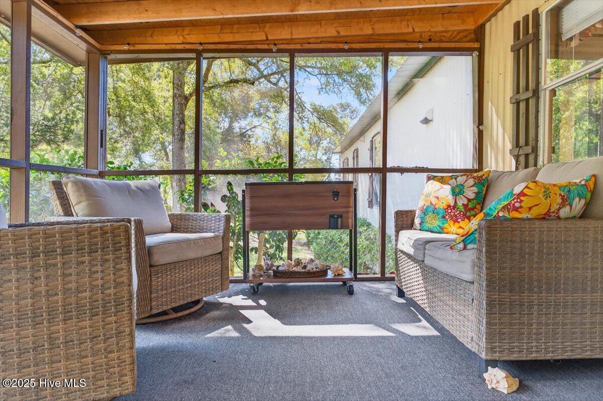 100536232 | Photo 37