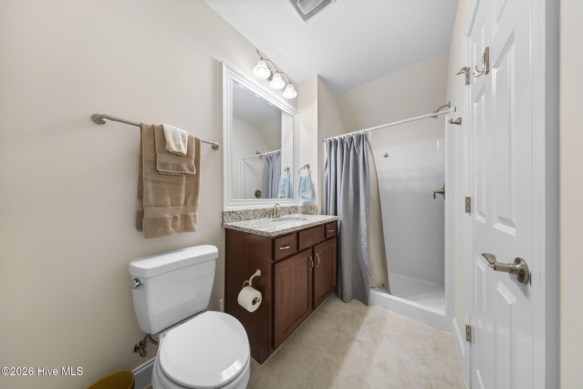 100564801 | Photo 32