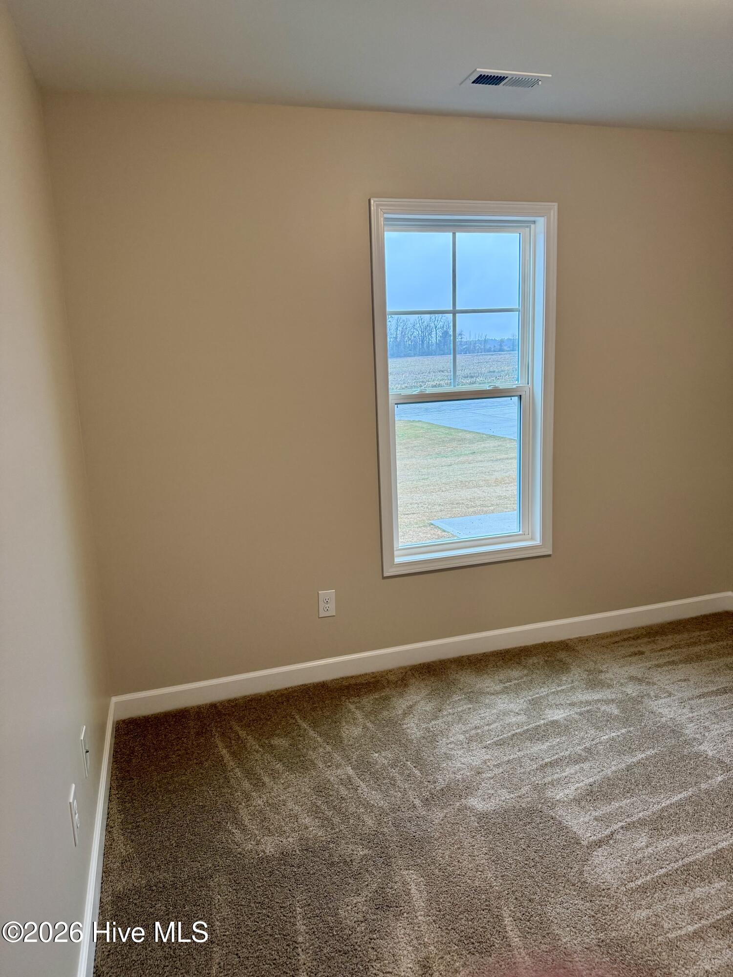 100548779 | Photo 28