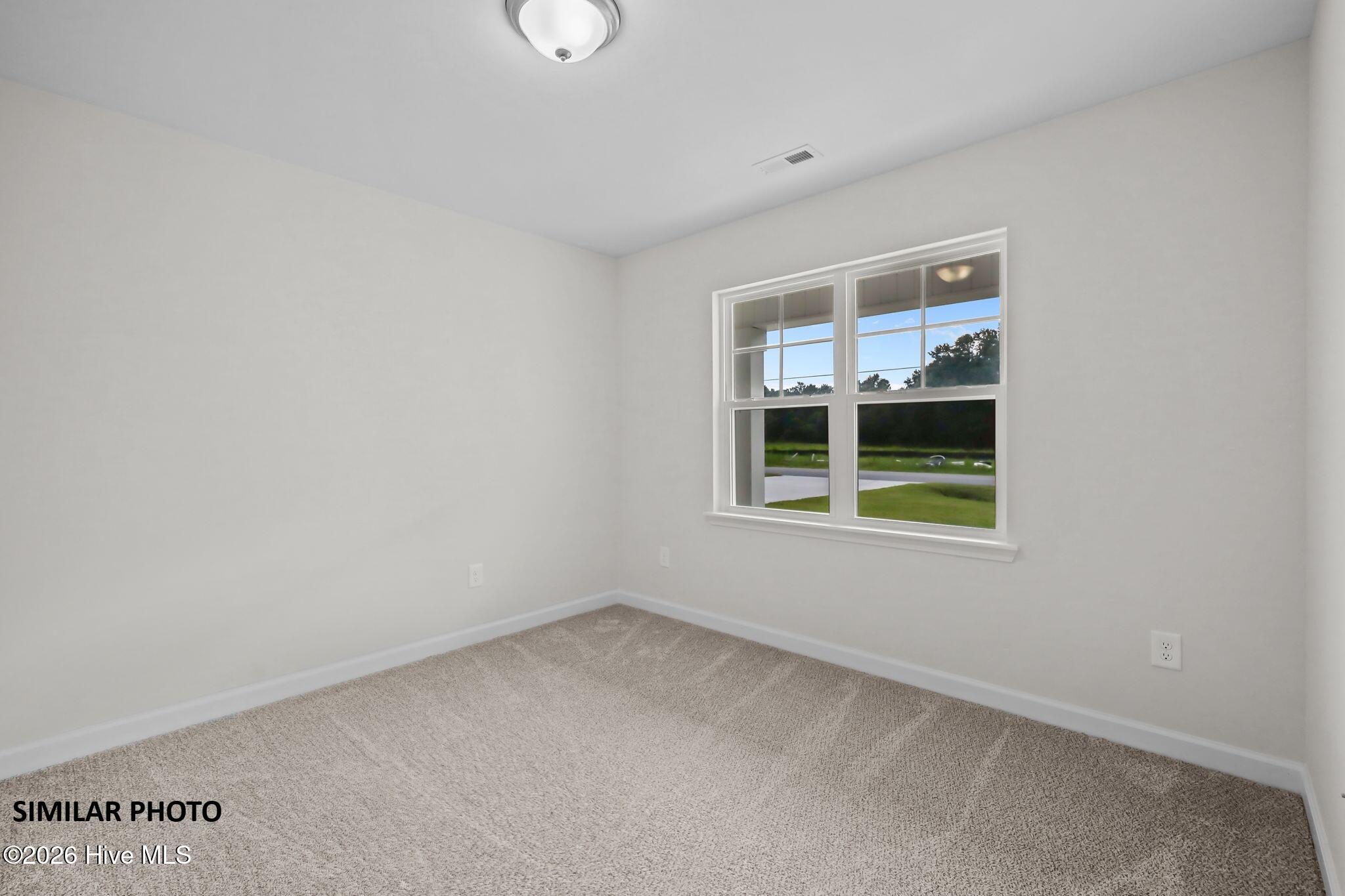 100566487 | Photo 13