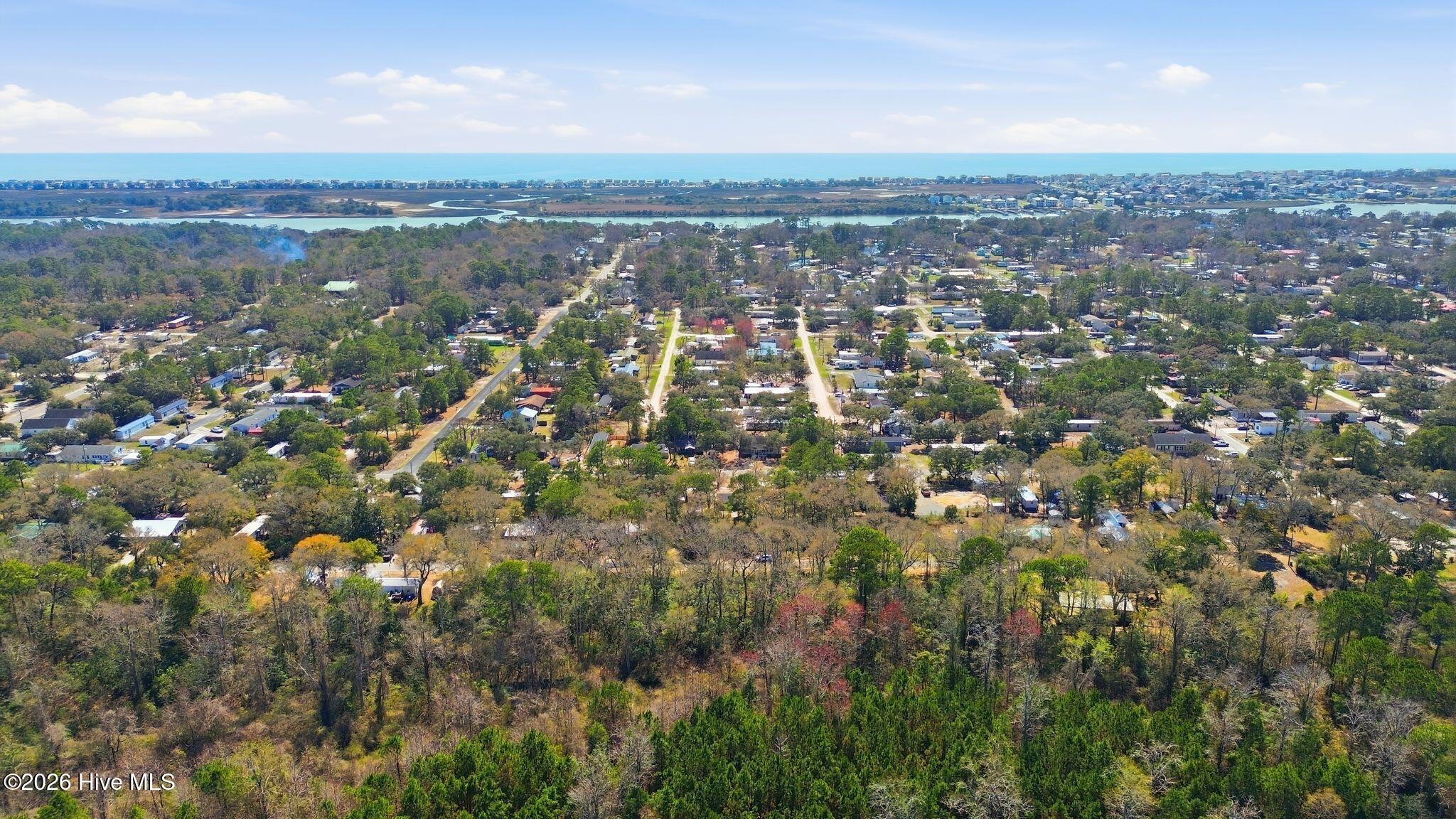 100560129 | Photo 32