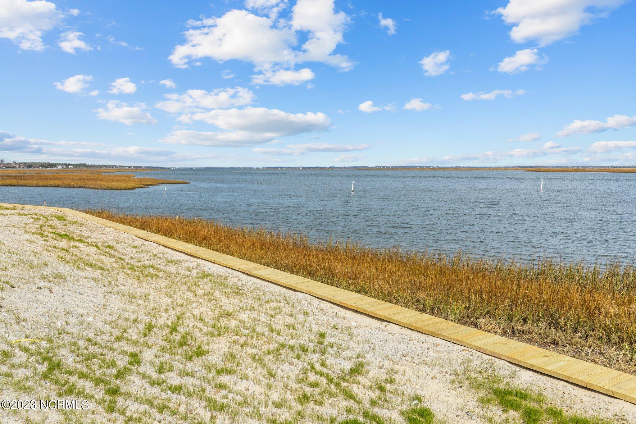 184 2 Lennoxville Point Road,Beaufort
