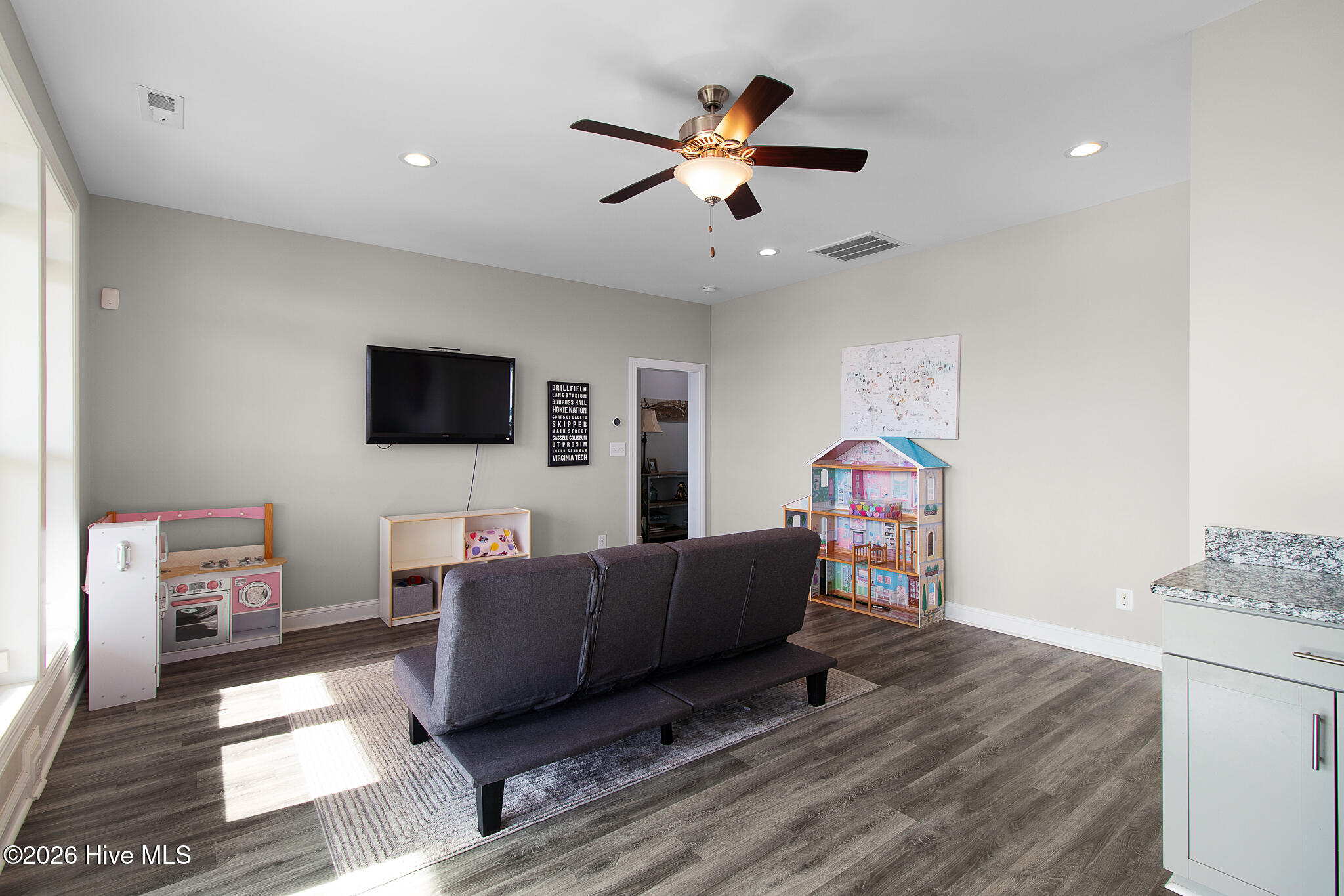 525 Sanders Lane,Newport