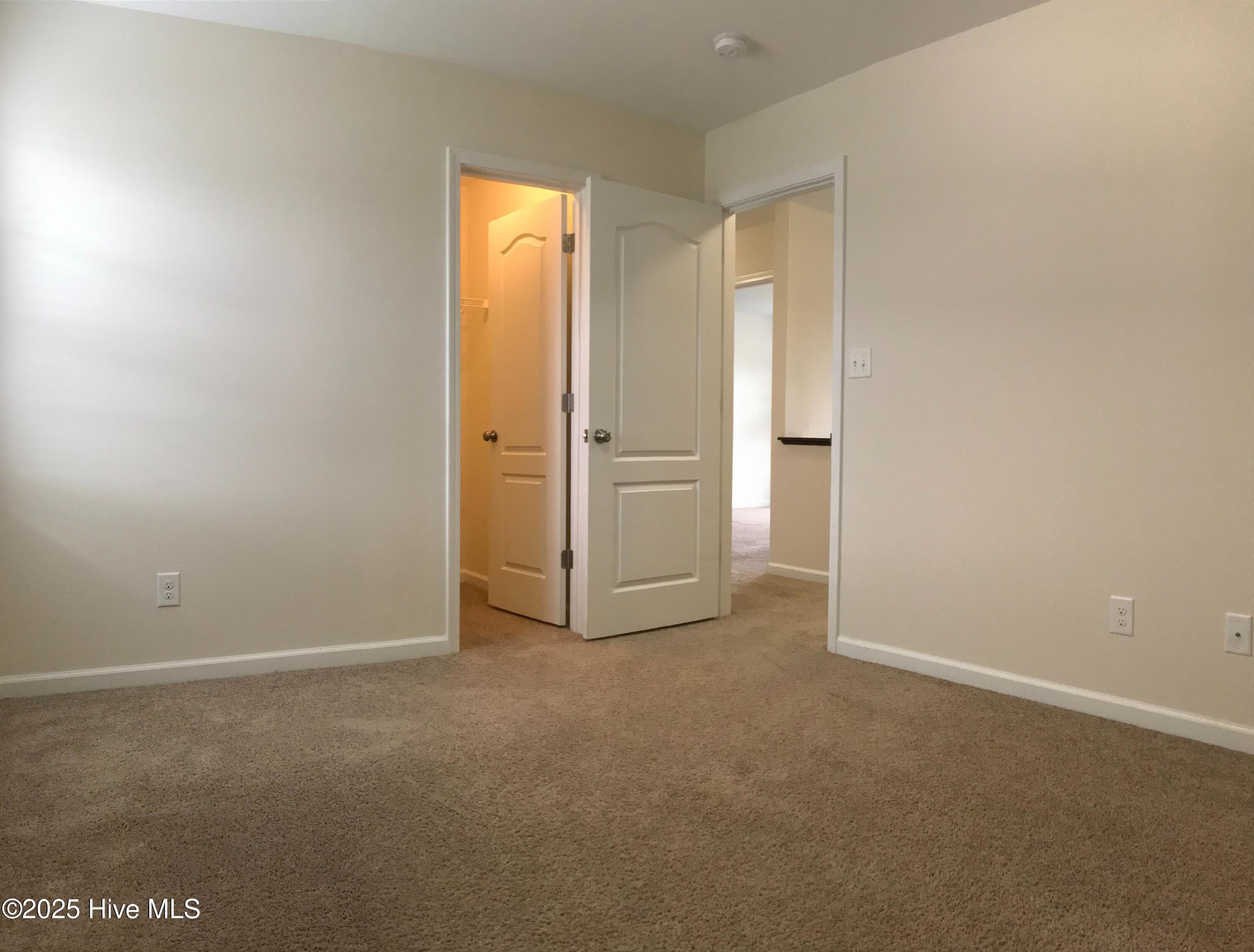 100544459 | Photo 39