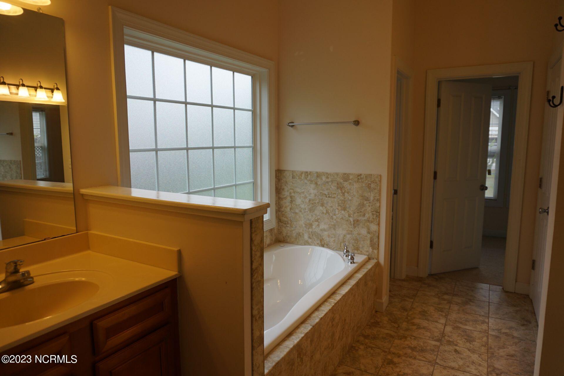 125 Creeks Edge Drive,Sneads Ferry