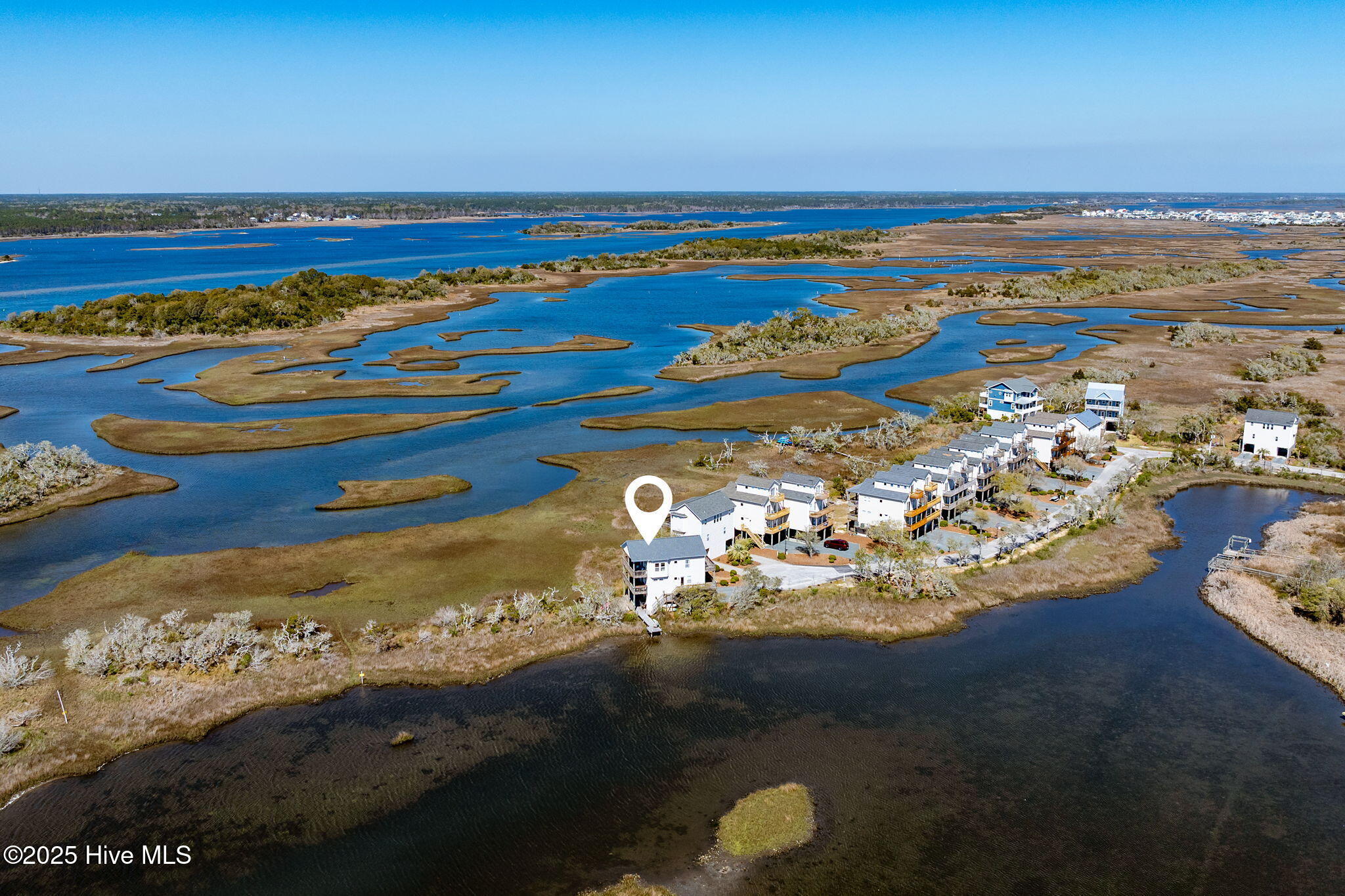 100488869 | Photo 47