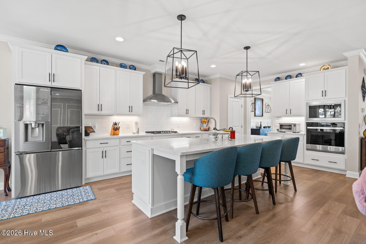 100564109 | Photo 10