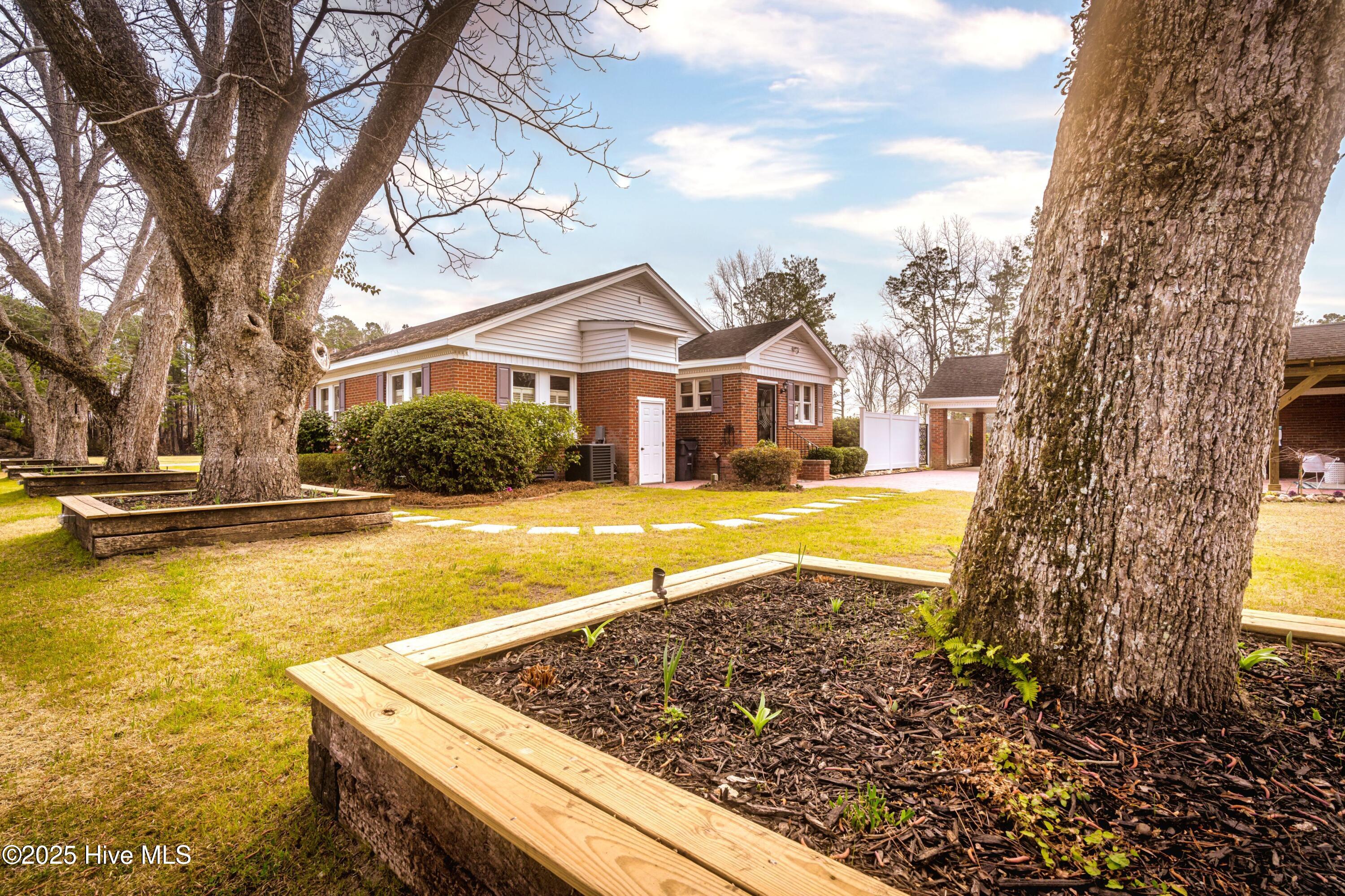 100500621 | Photo 22