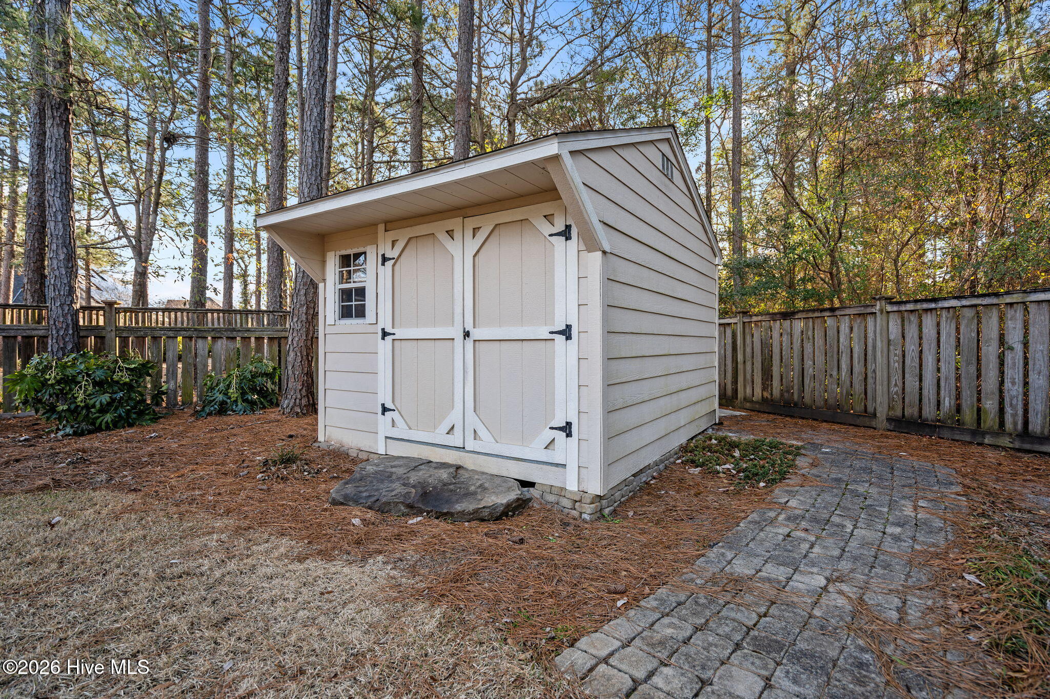 100552731 | Photo 56