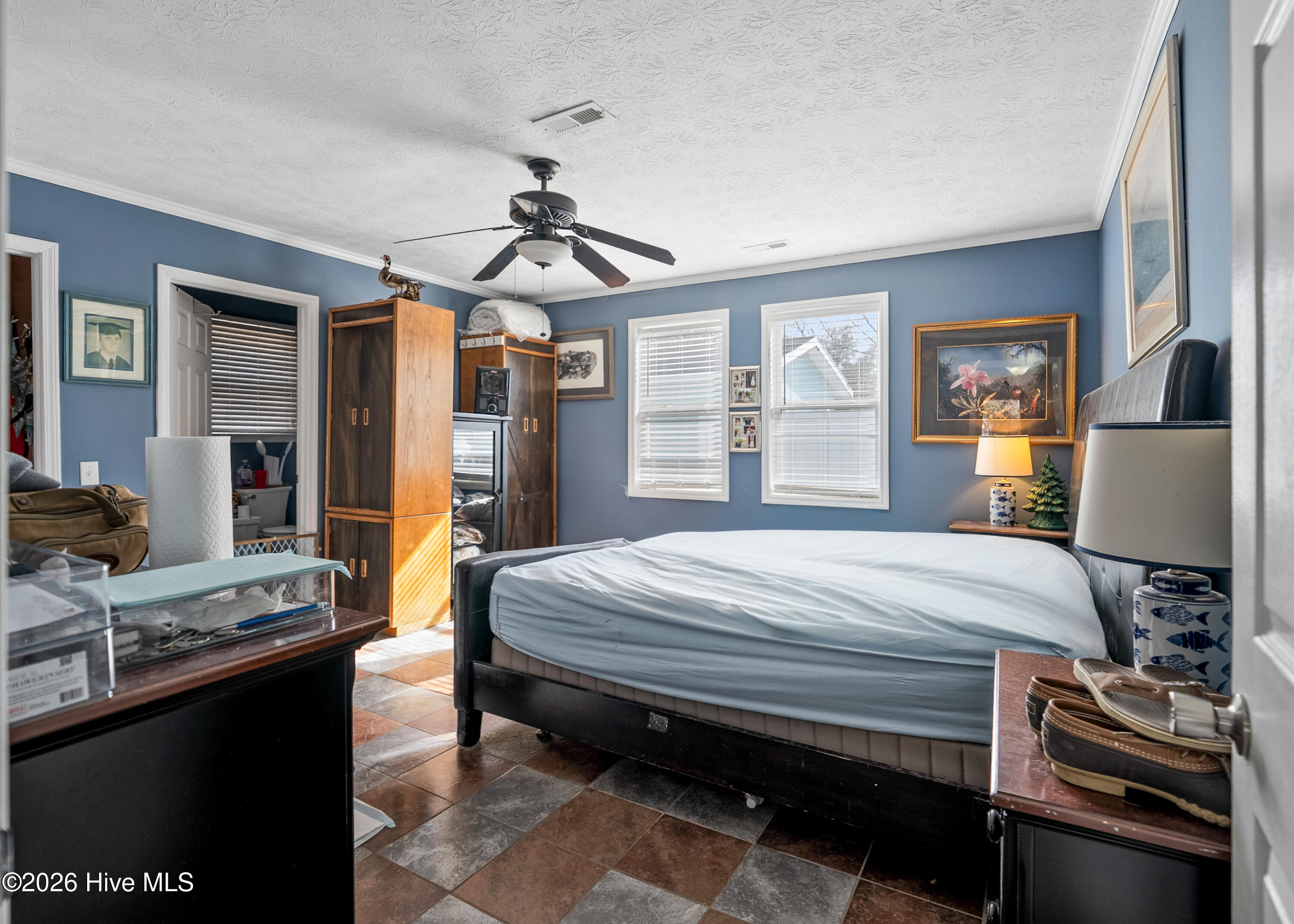 100554770 | Photo 17