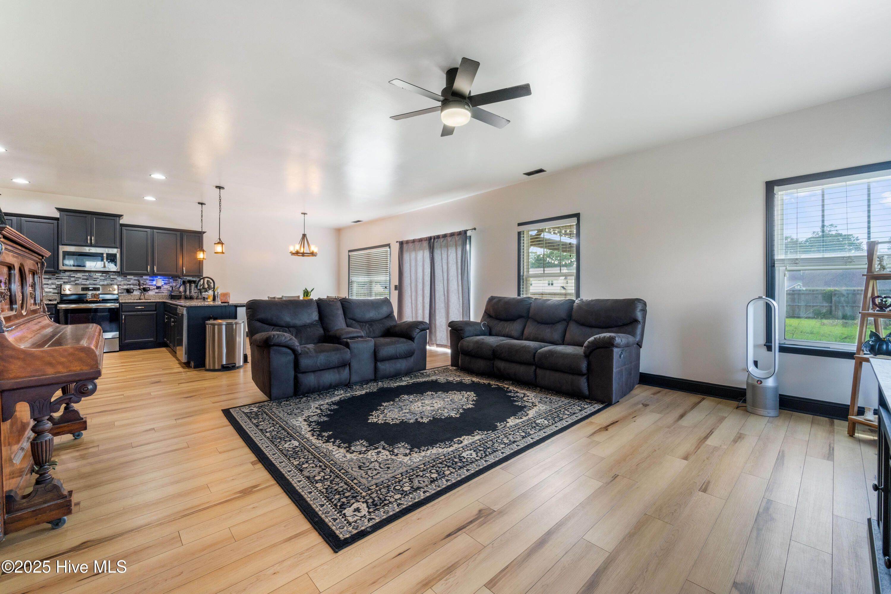 106 Moss Creek Drive, Jacksonville, NC 28540 – photo 8: DSC03141