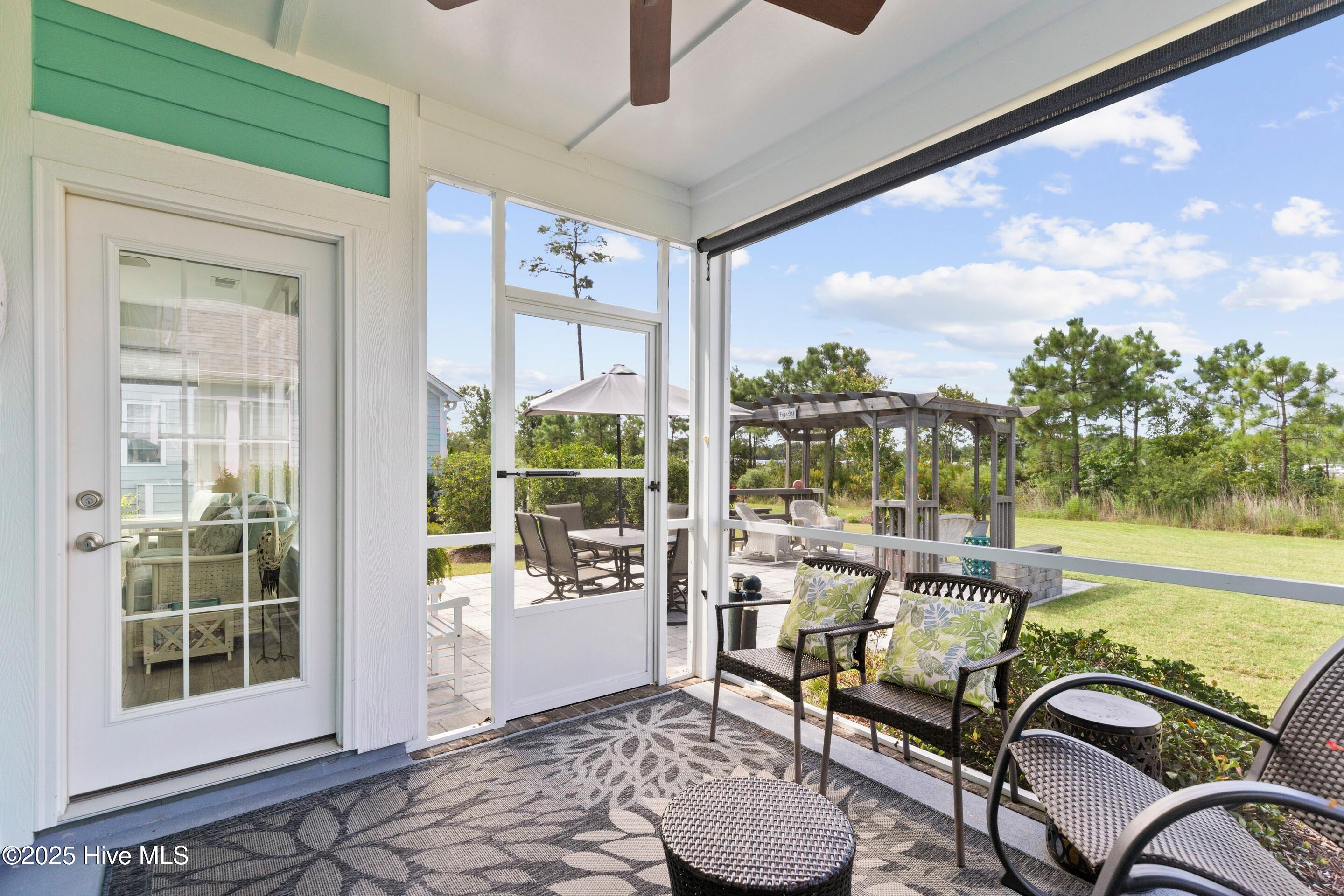 100530533 | Photo 28