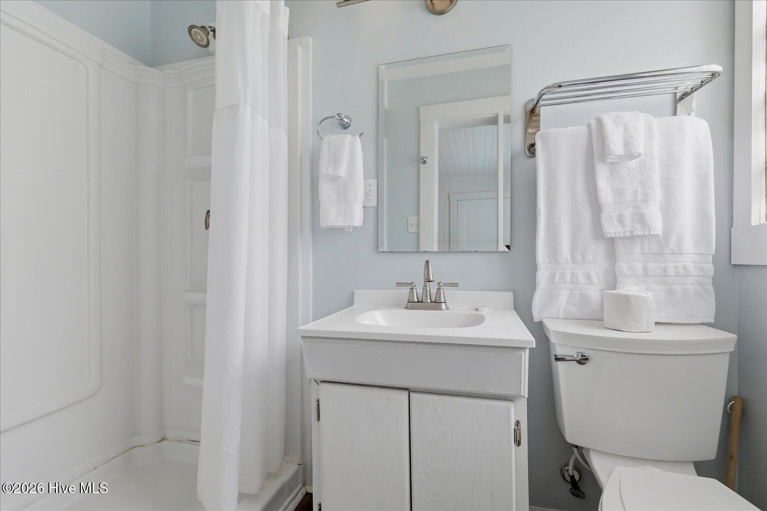 100570528 | Photo 19