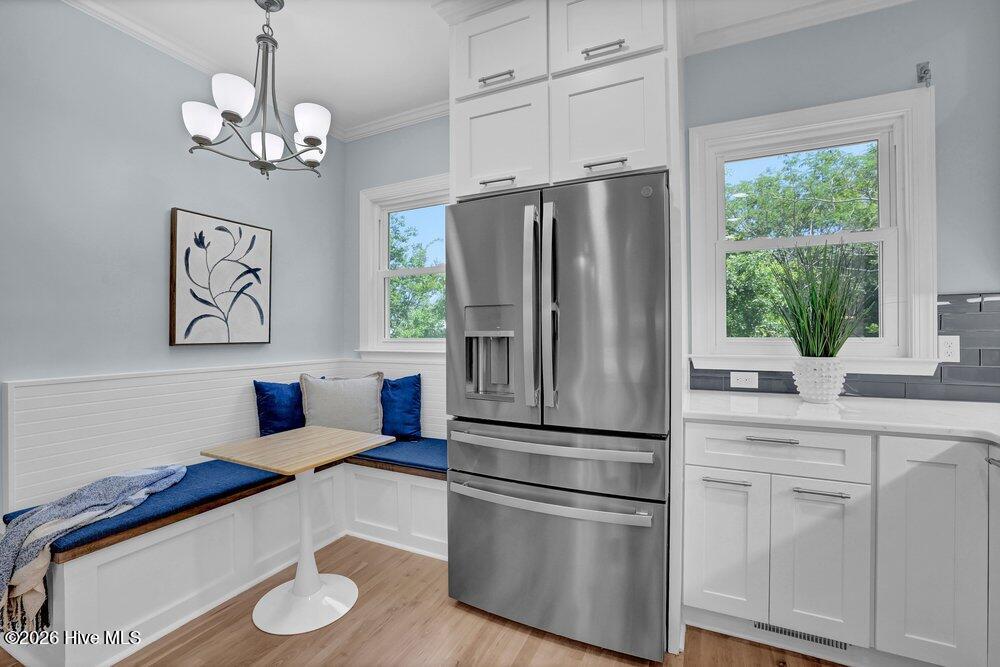 100569343 | Photo 10