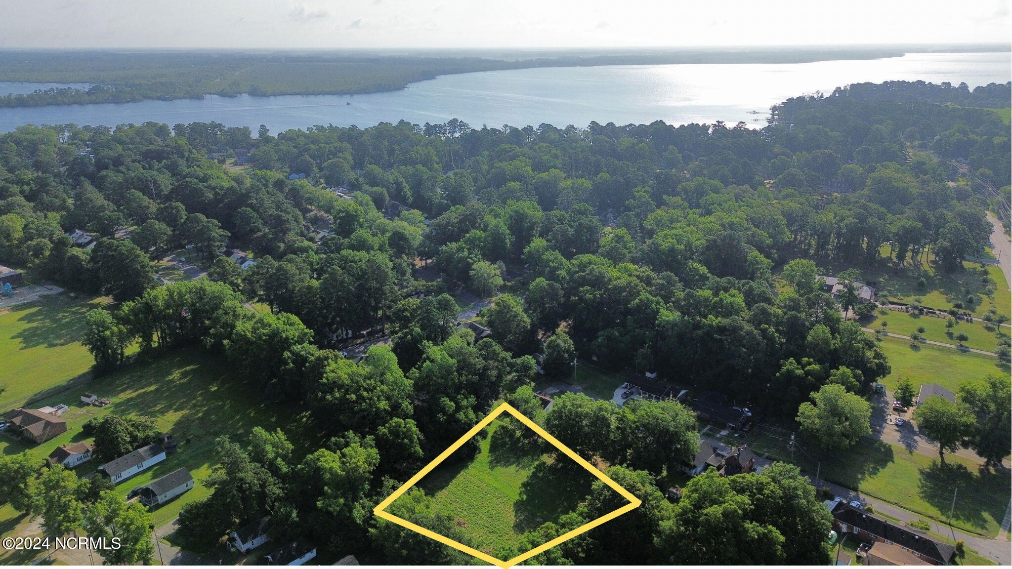 Homes for sale in Elizabeth City, NC | 00000 Lavenstein St, Elizabeth City, NC 27909 | MLS# 100452712