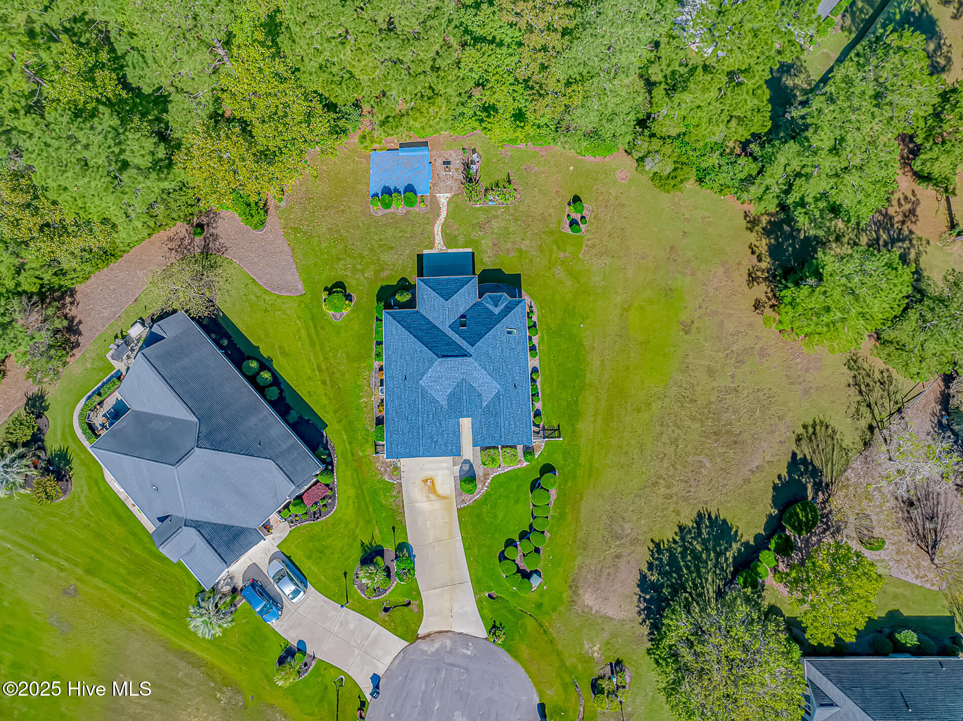 100536588 | Photo 29