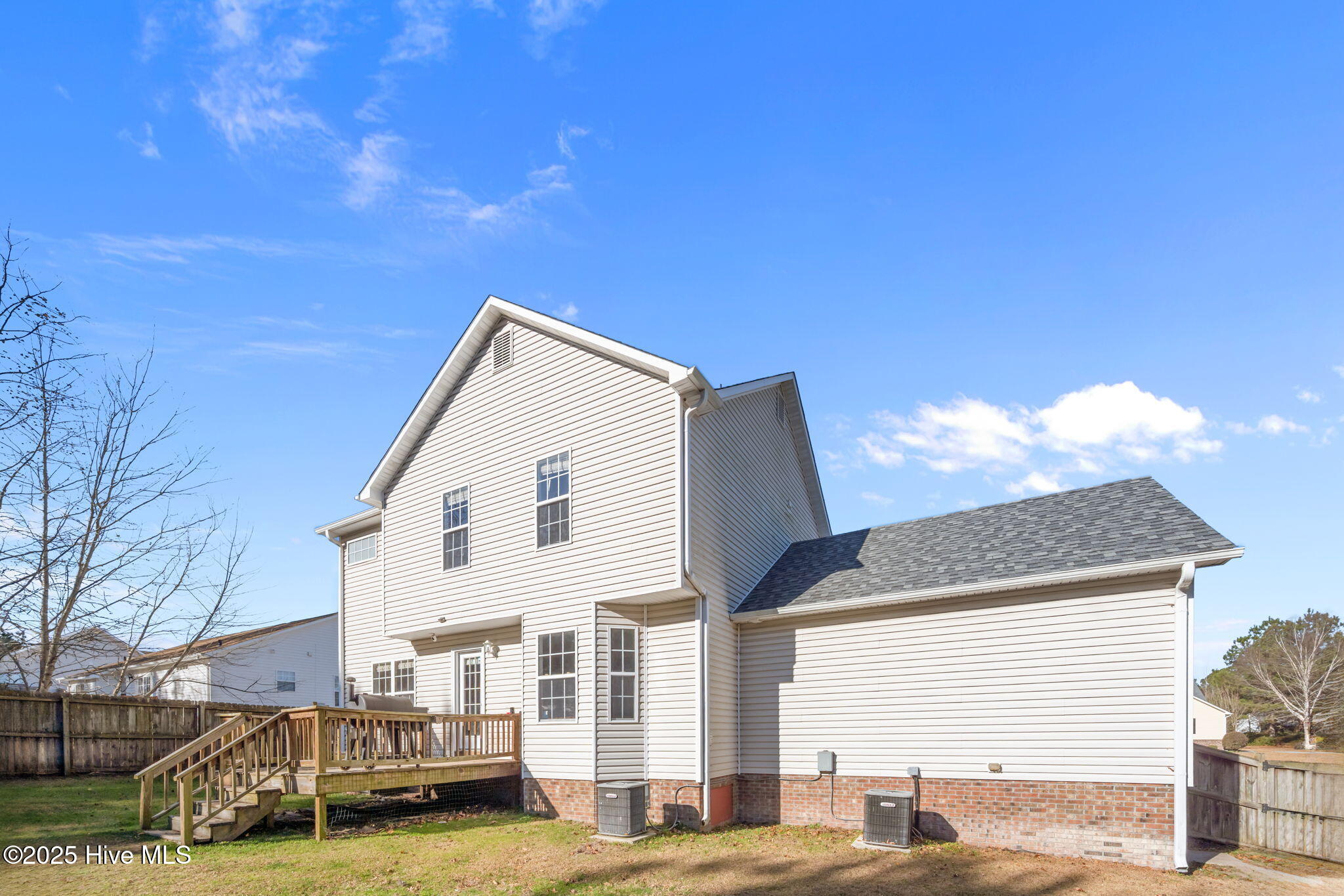 100545642 | Photo 45