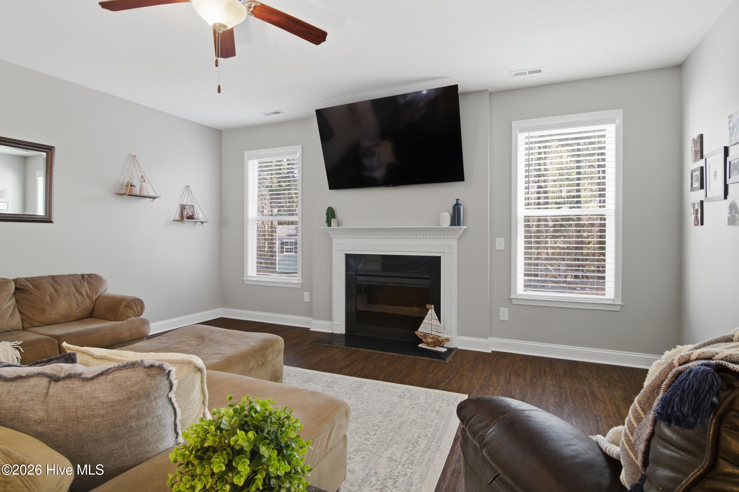 100552695 | Photo 20