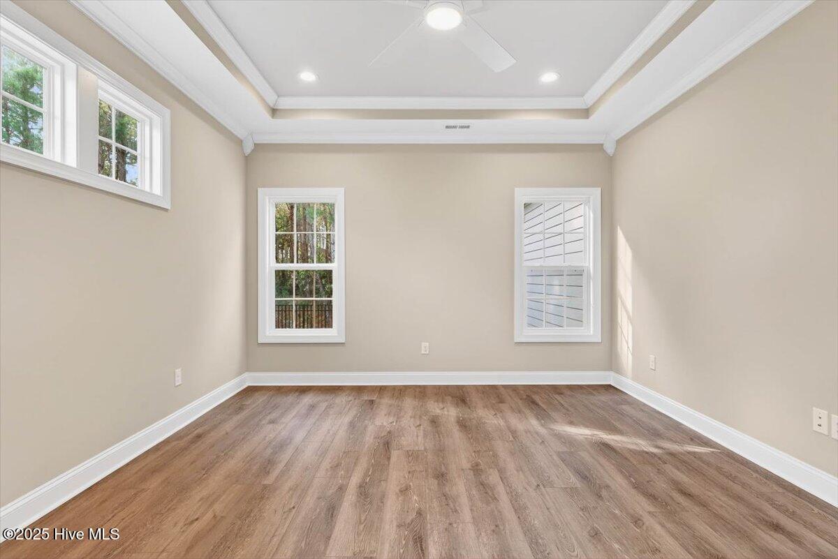 100546300 | Photo 27