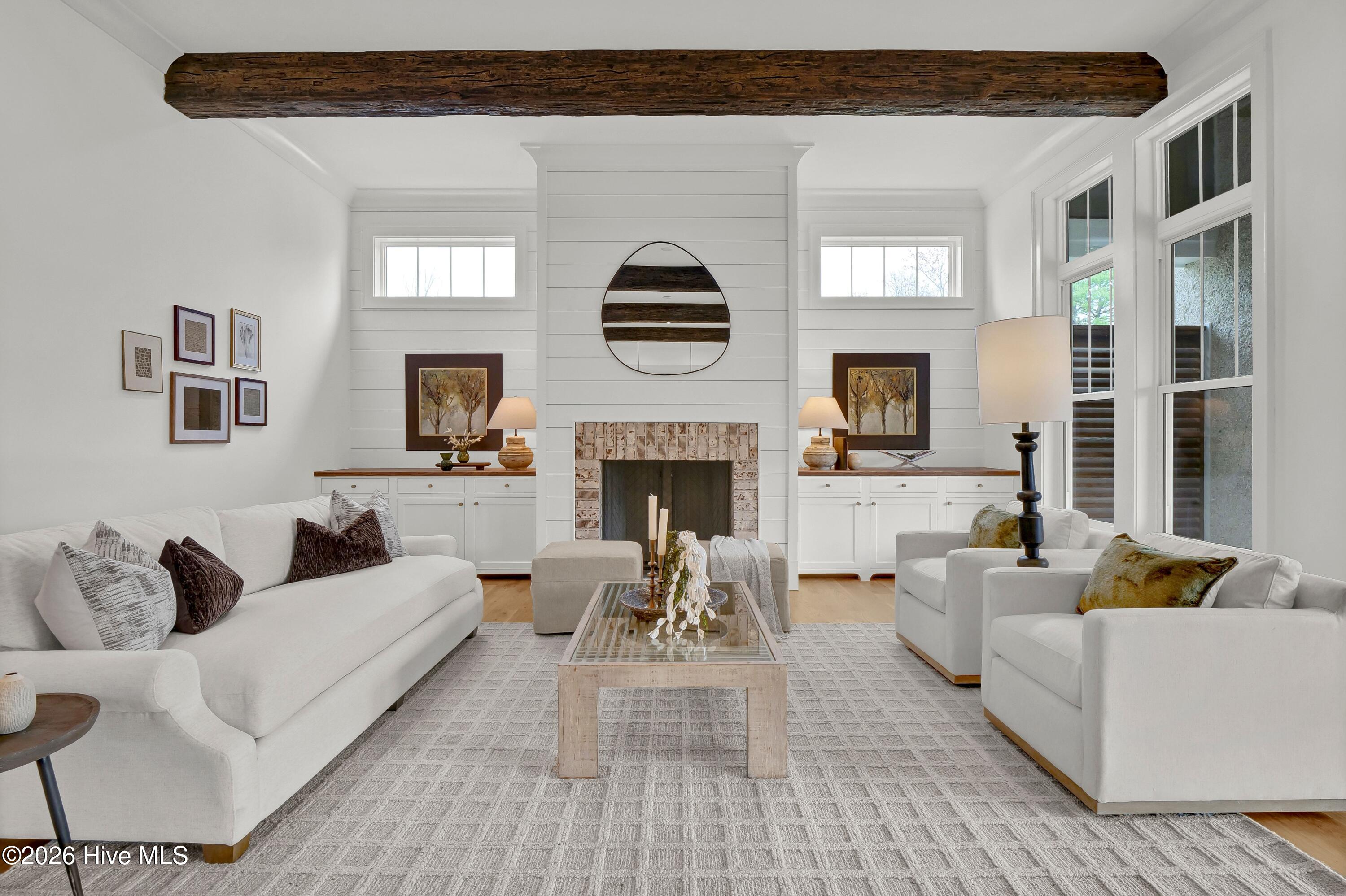 100553648 | Photo 12