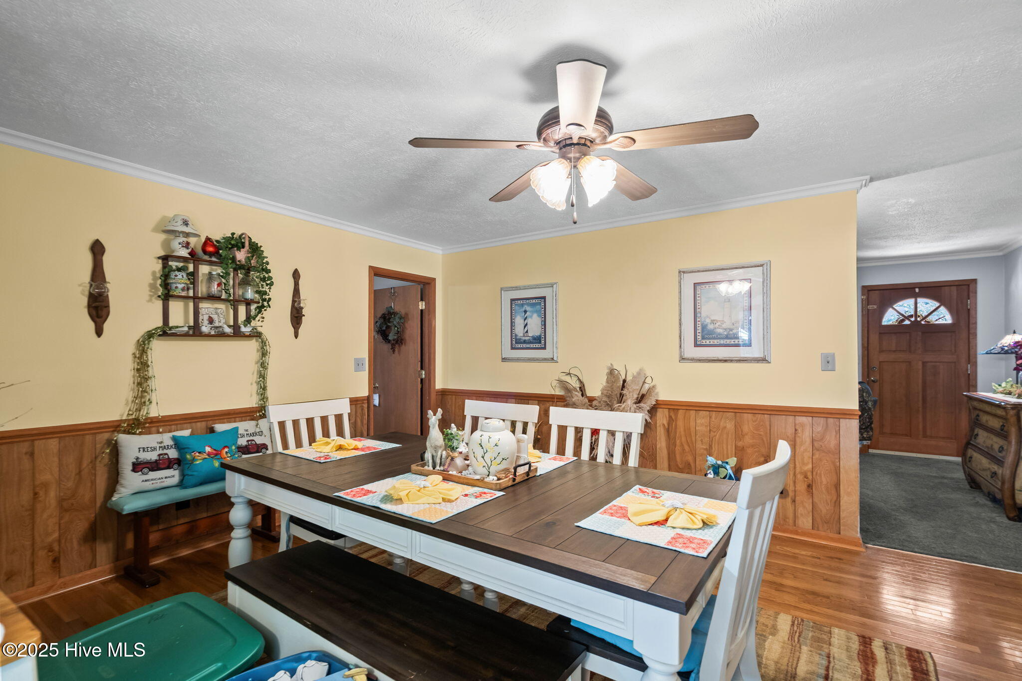 100532446 | Photo 23