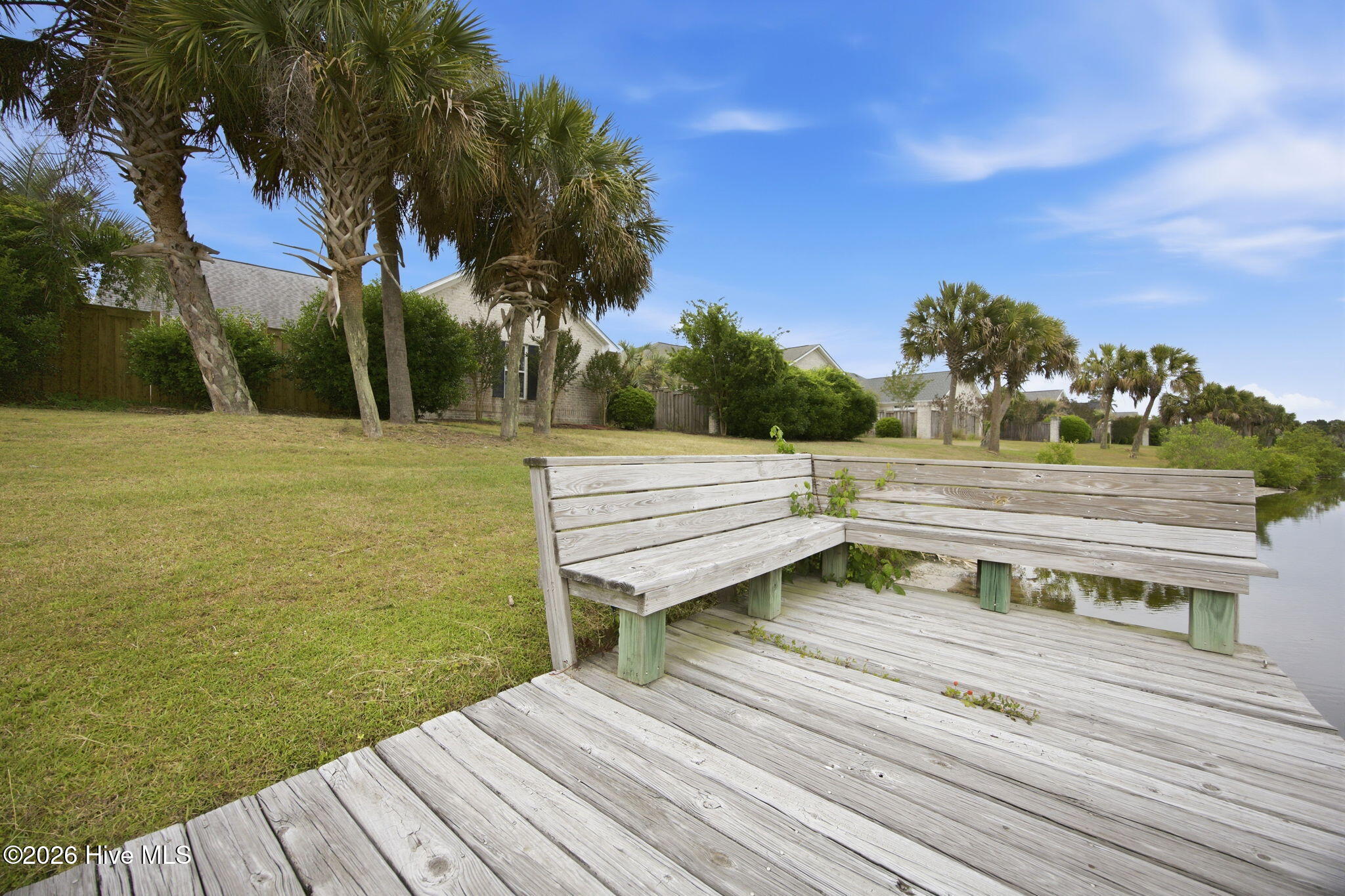 100570673 | Photo 26