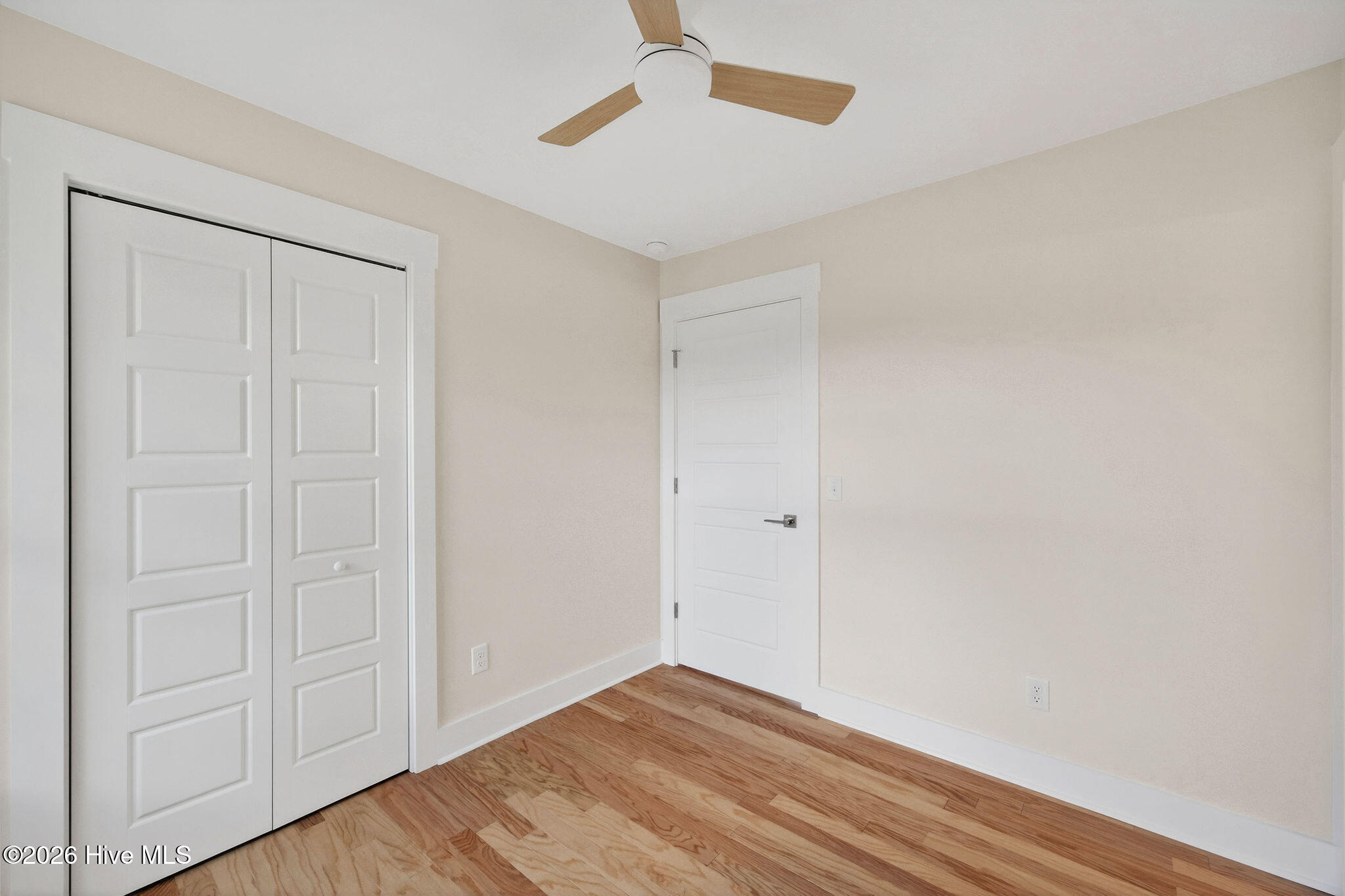 100542142 | Photo 20