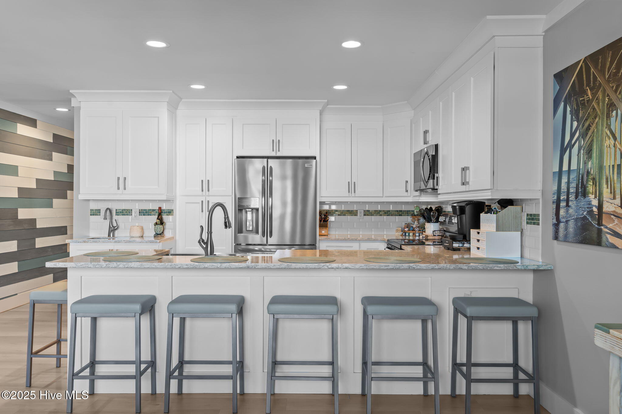 1013 Carolina Beach Avenue N 3h, Carolina Beach, NC 28428 – photo 14: 24-web-or-mls-BTS04786