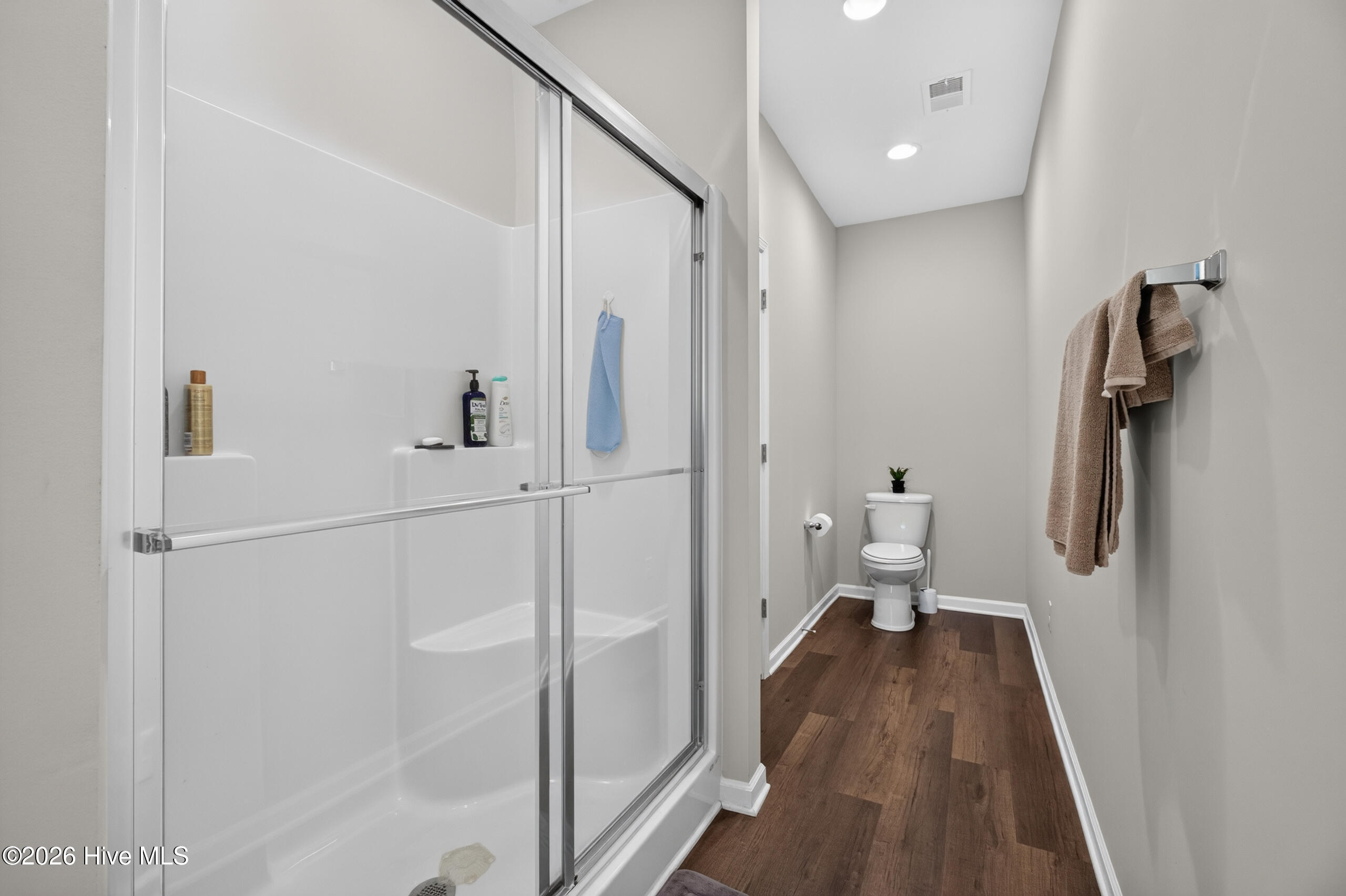 Shower / lvt flooring in baths